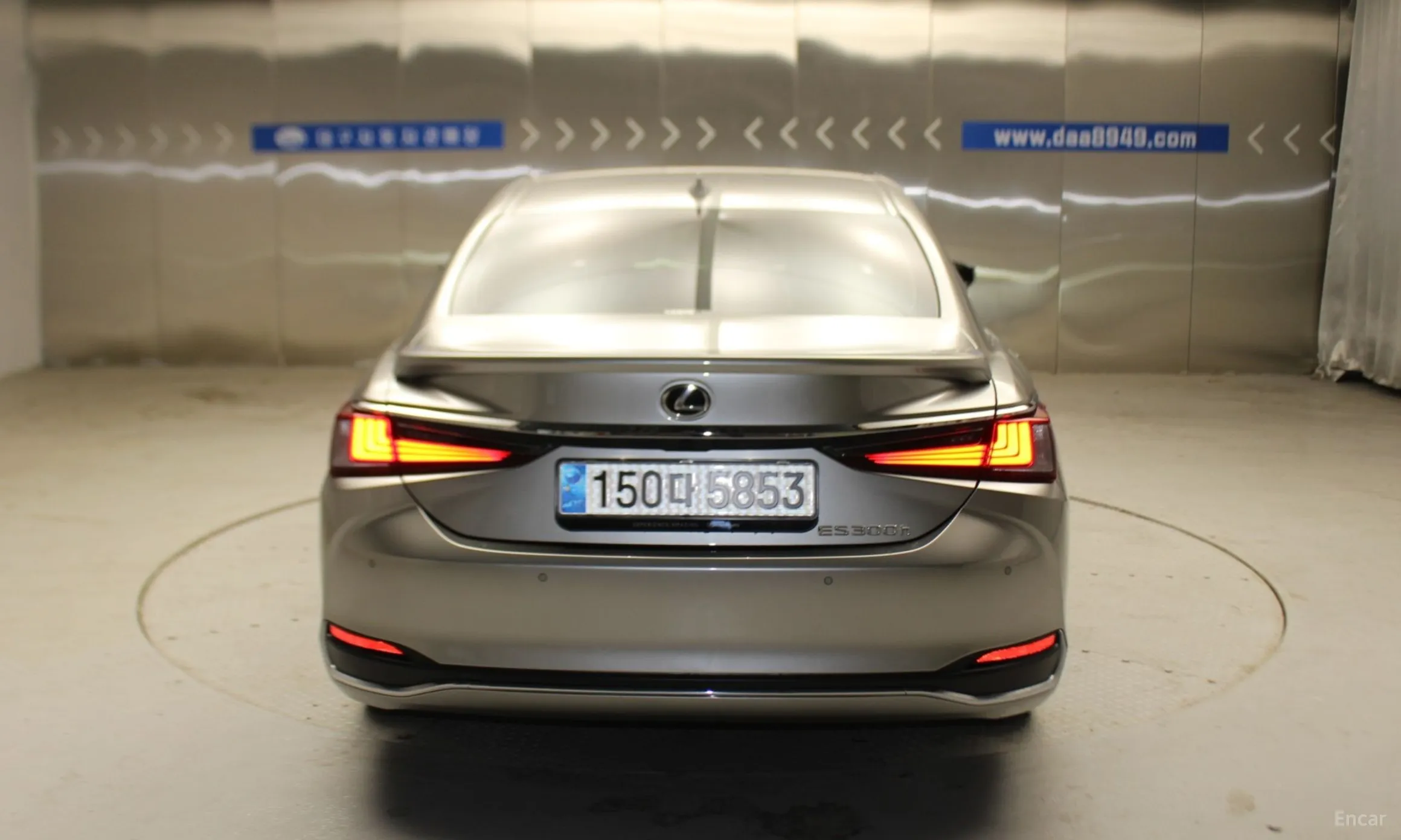 Lexus ES300h 7th Generation превью 4