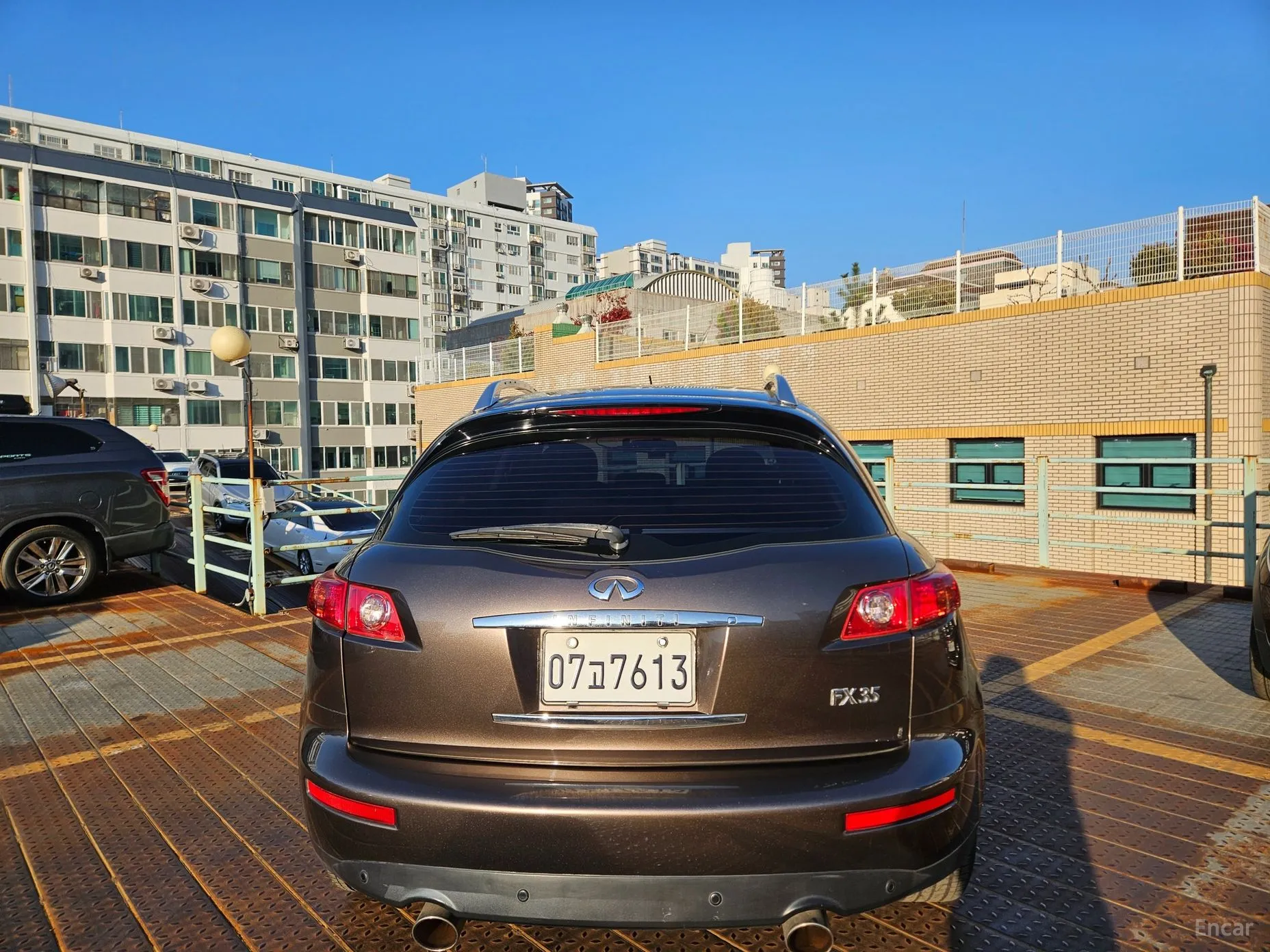 Infiniti FX35 превью 5