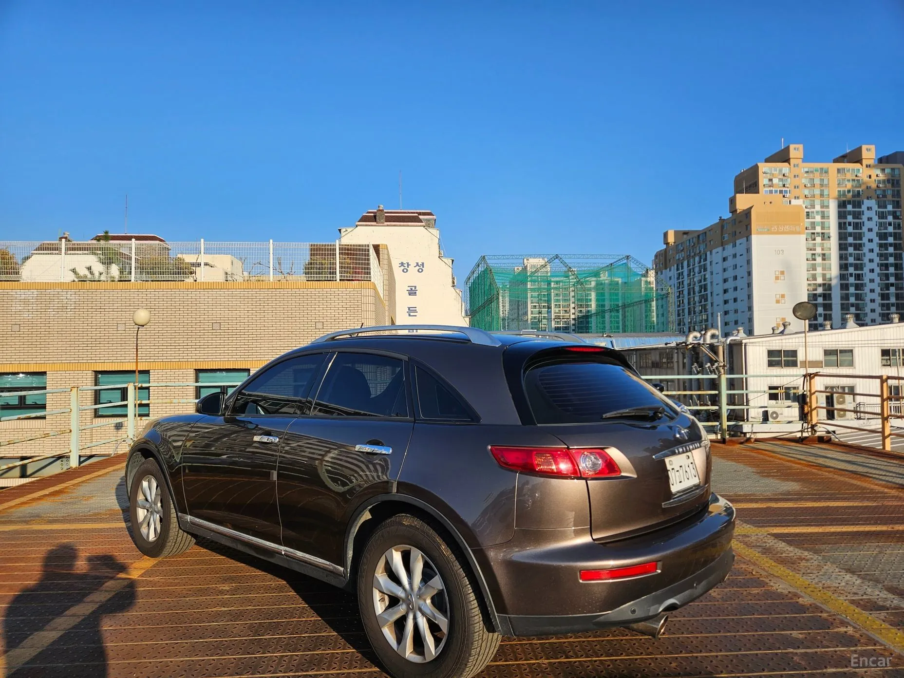 Infiniti FX35 превью 6