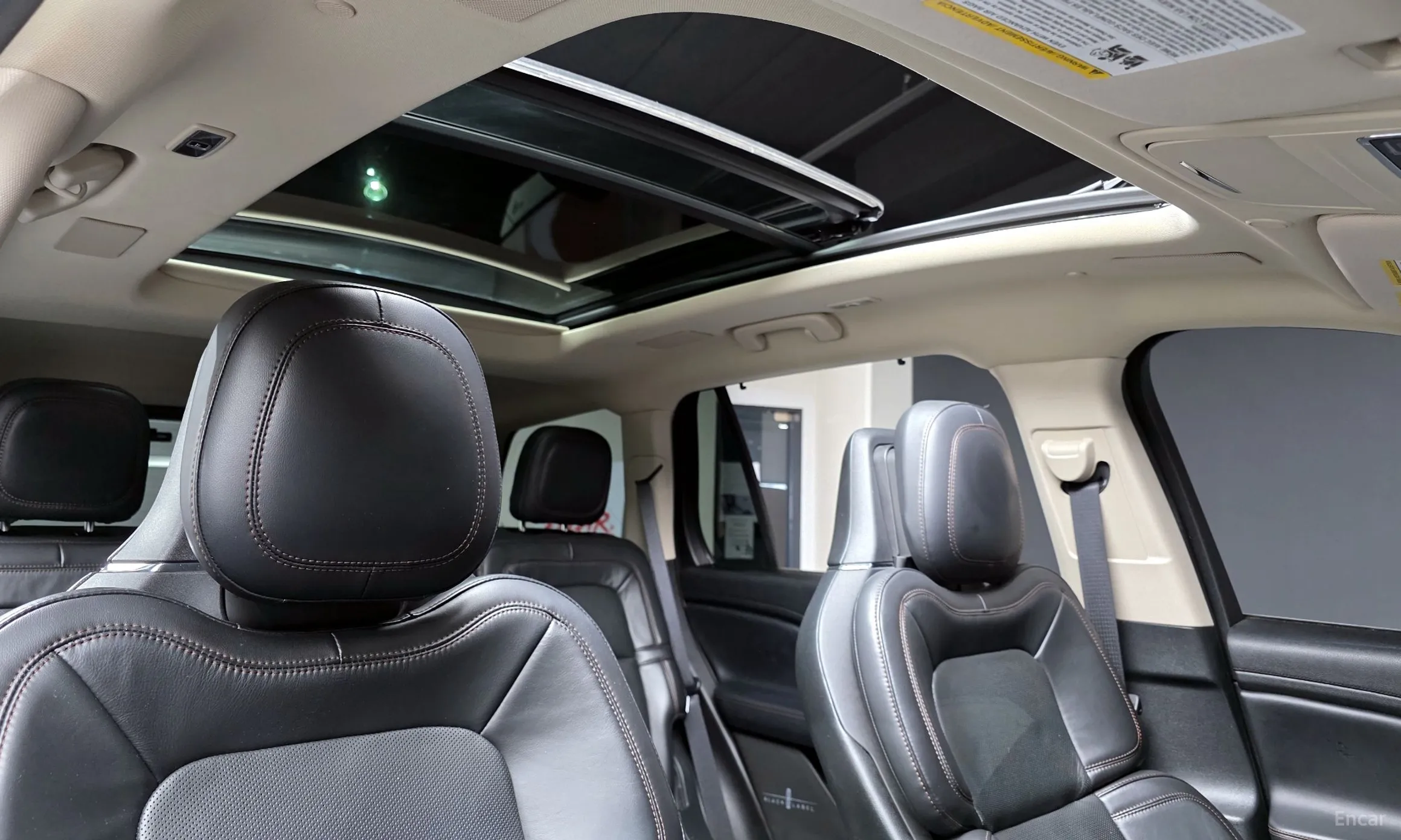 Lincoln Aviator 2nd Generation превью 17