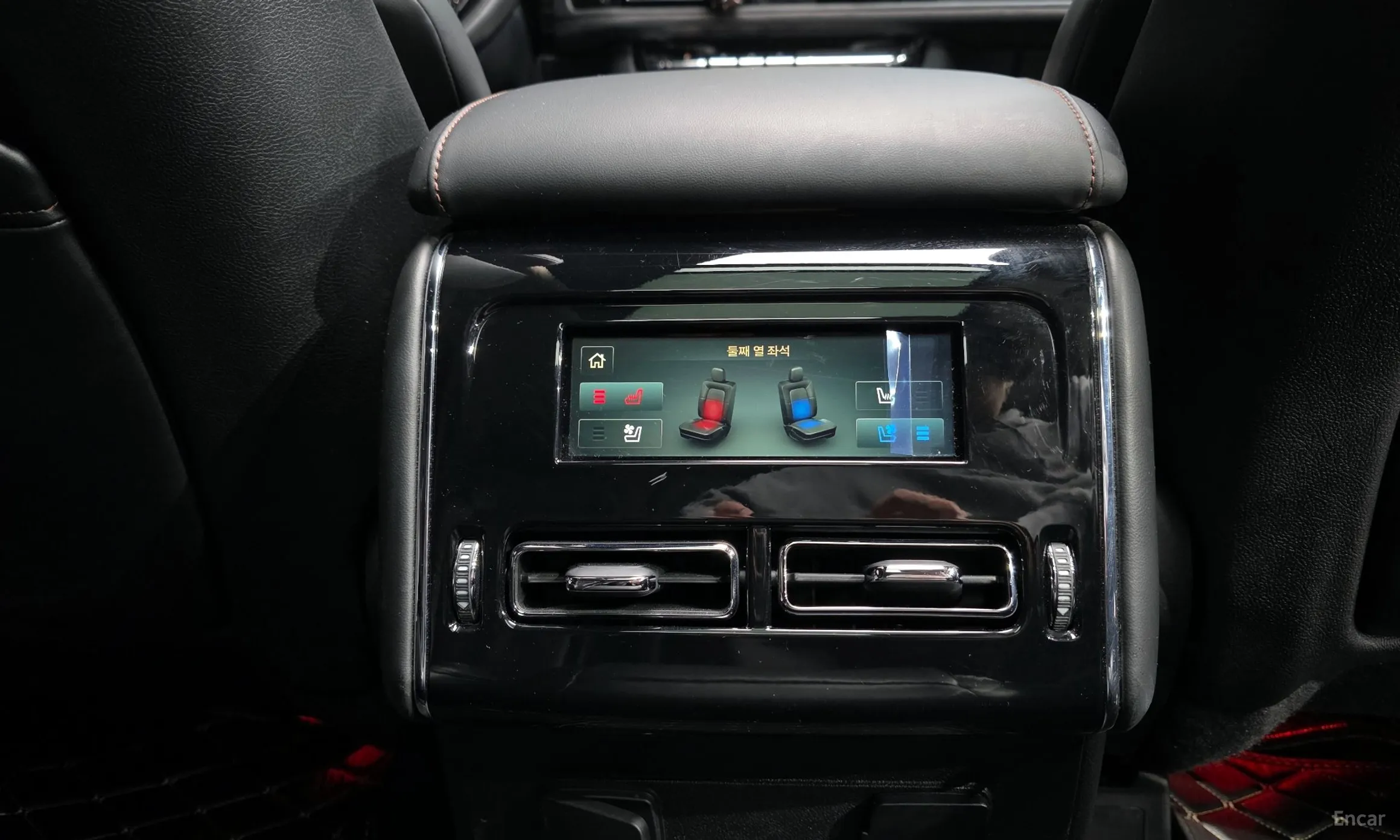 Lincoln Aviator 2nd Generation превью 19