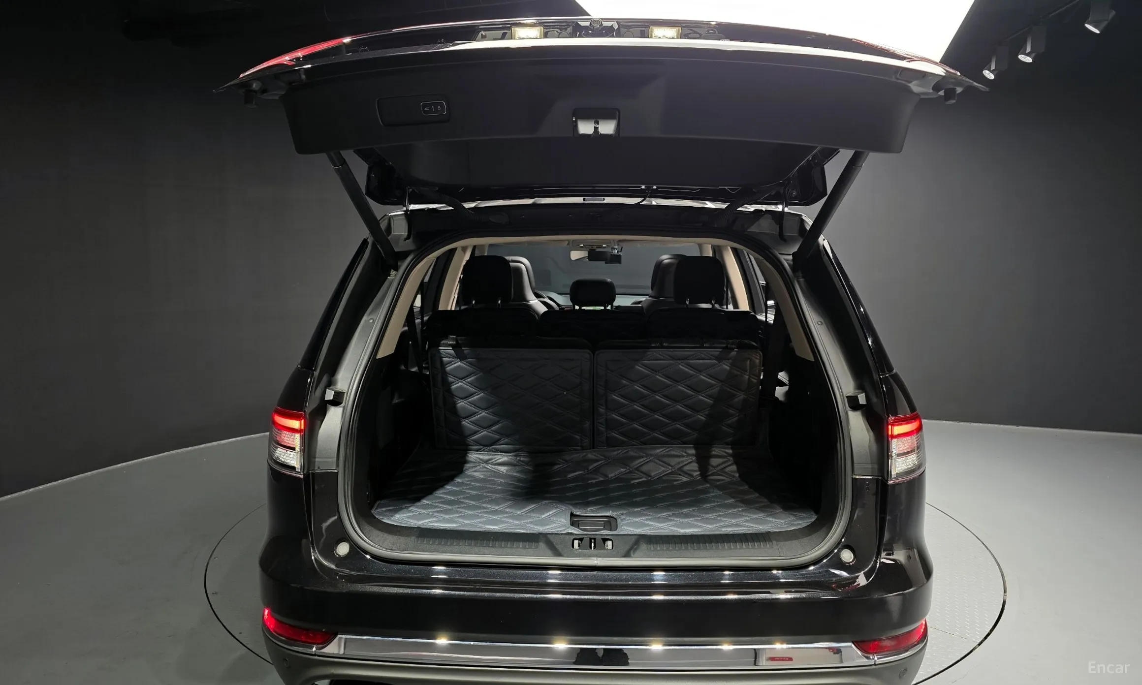 Lincoln Aviator 2nd Generation превью 20