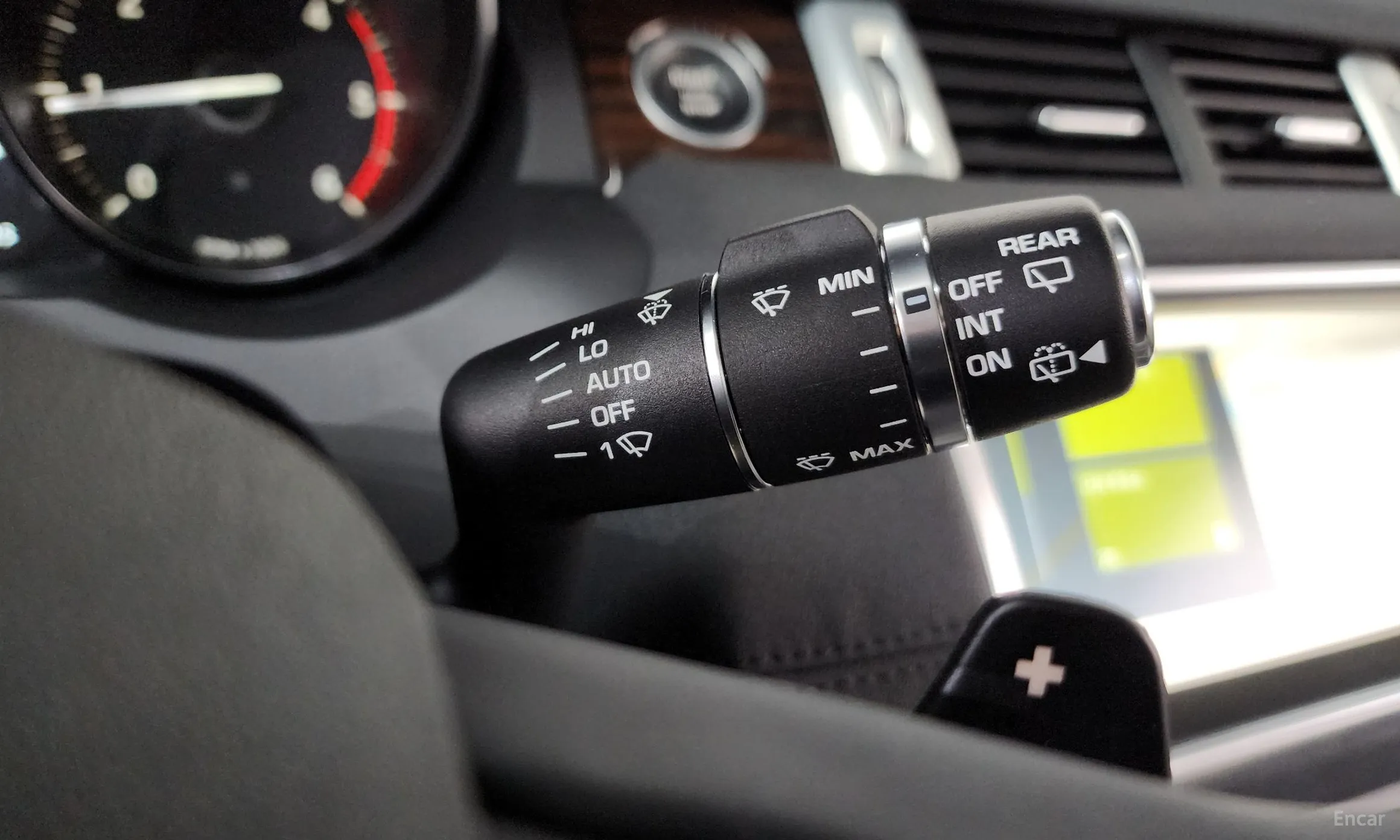 Land Rover Range Rover Evoque превью 14