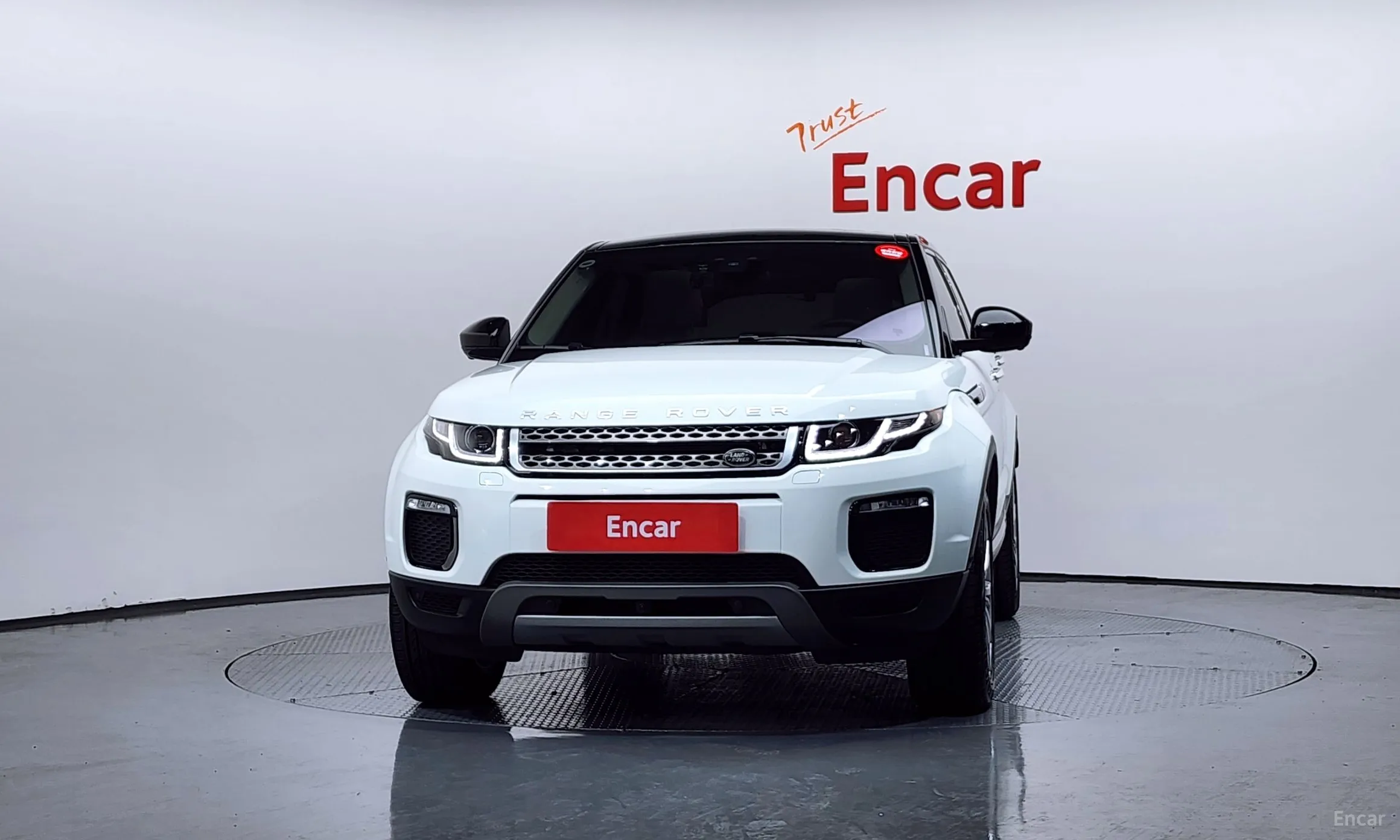 Land Rover Range Rover Evoque превью 3