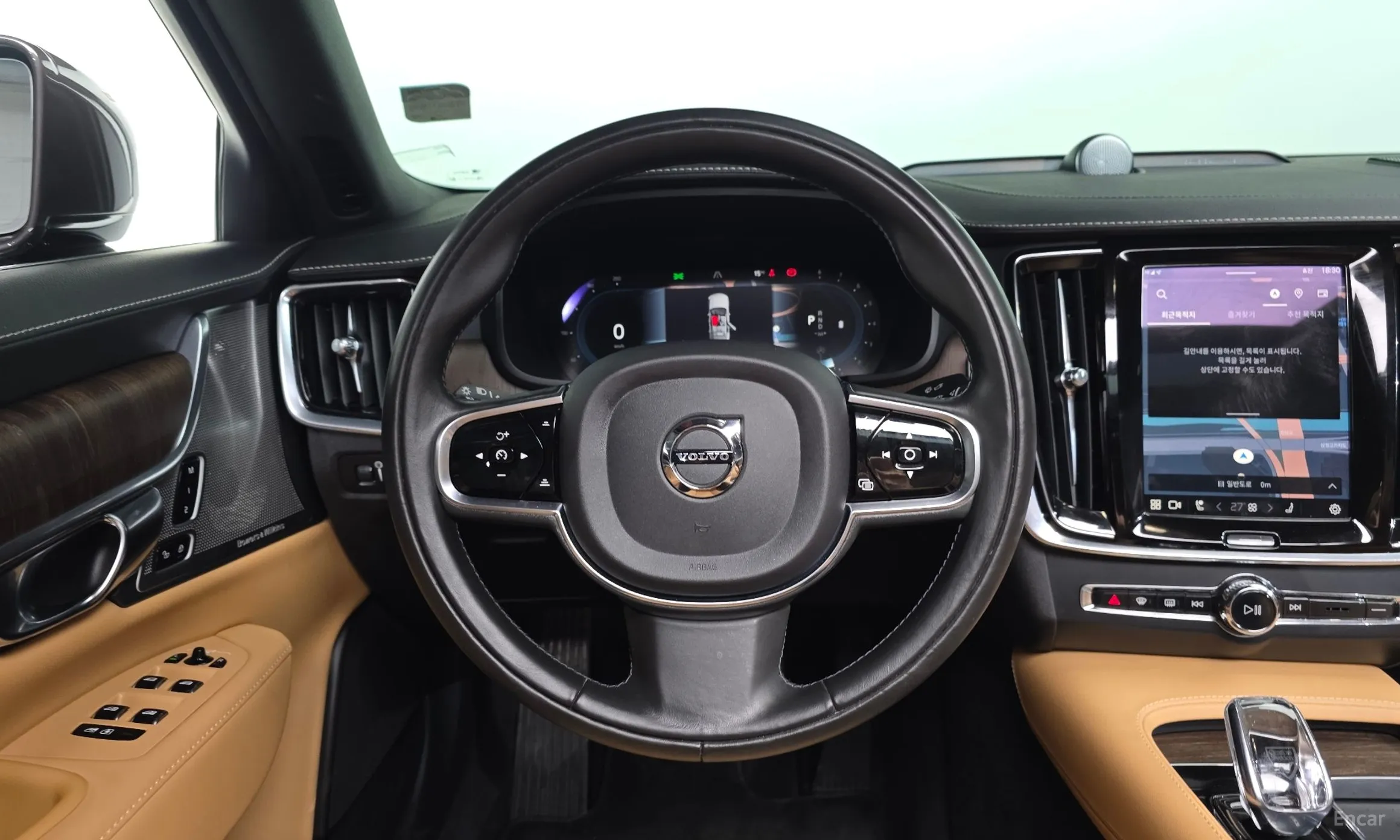 Volvo S90 превью 13