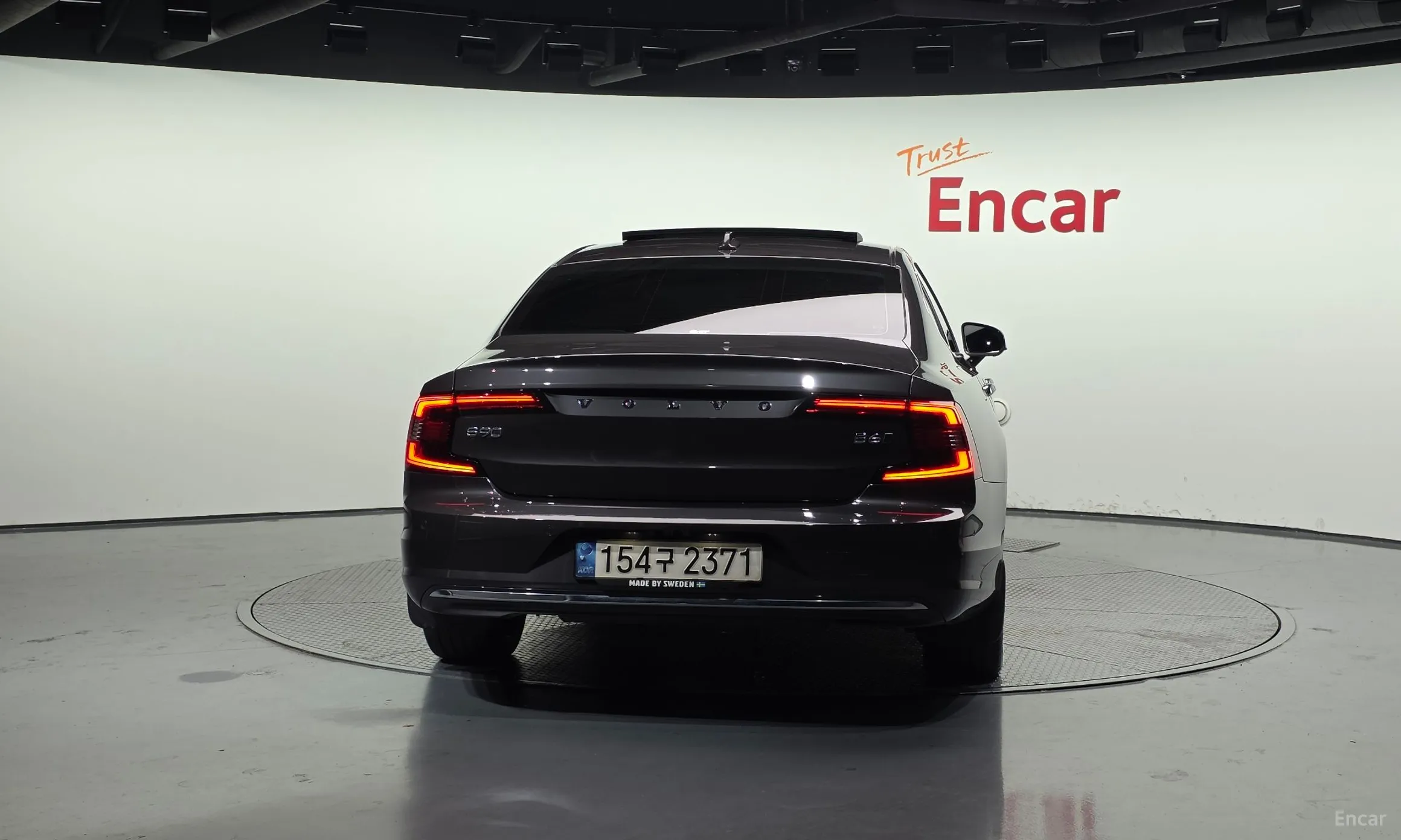 Volvo S90 превью 4