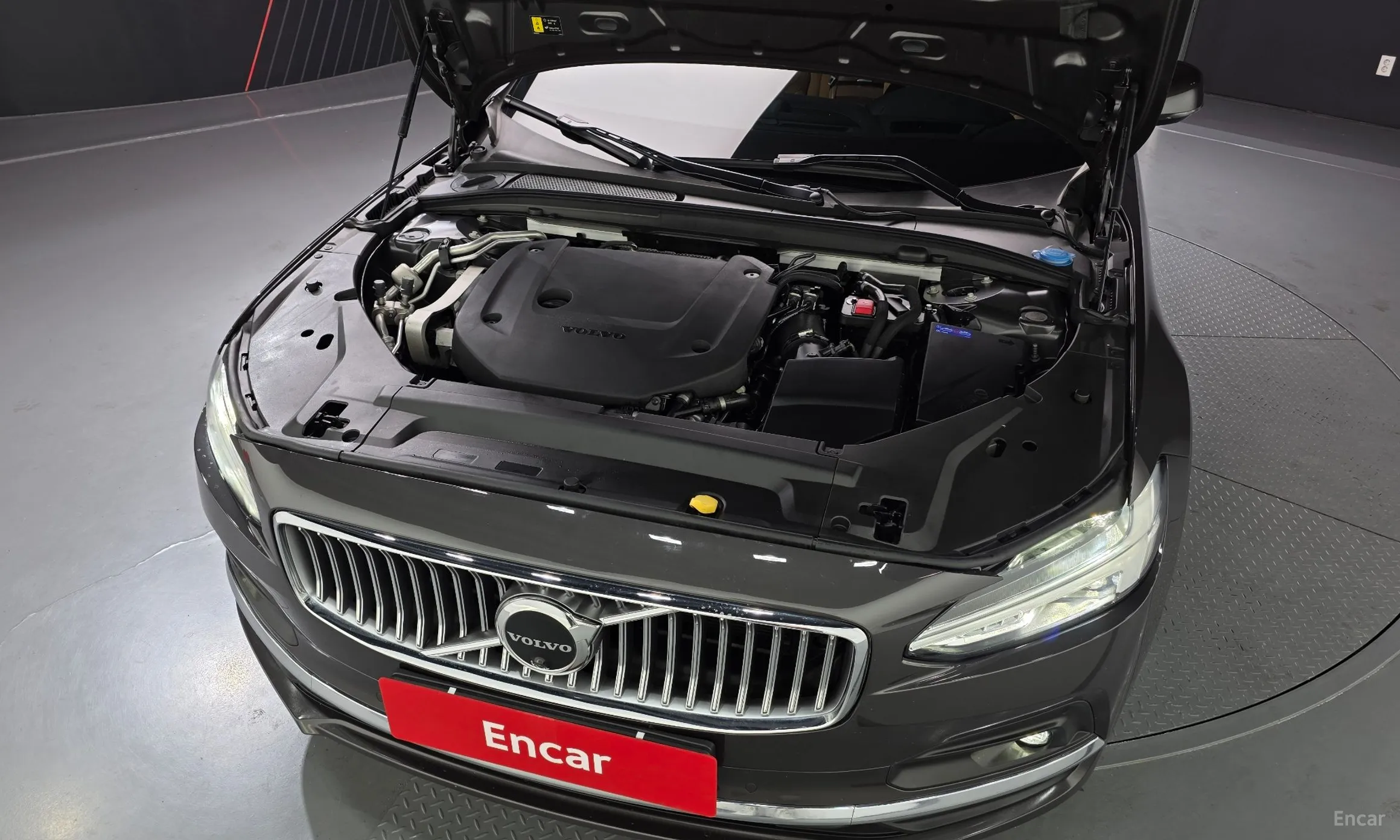 Volvo S90 превью 6