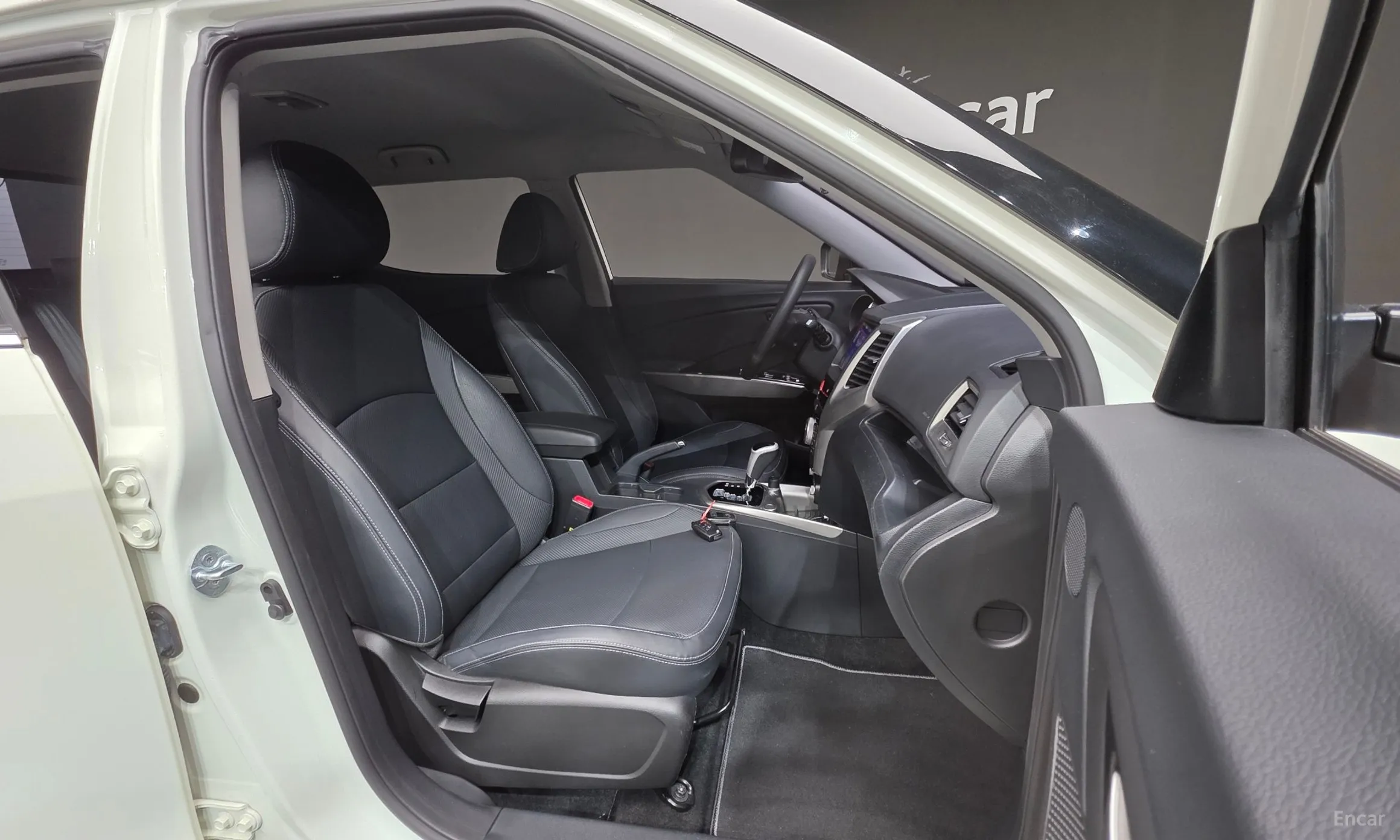 KG Mobility (SsangYong) Tivoli, Lazio превью 10