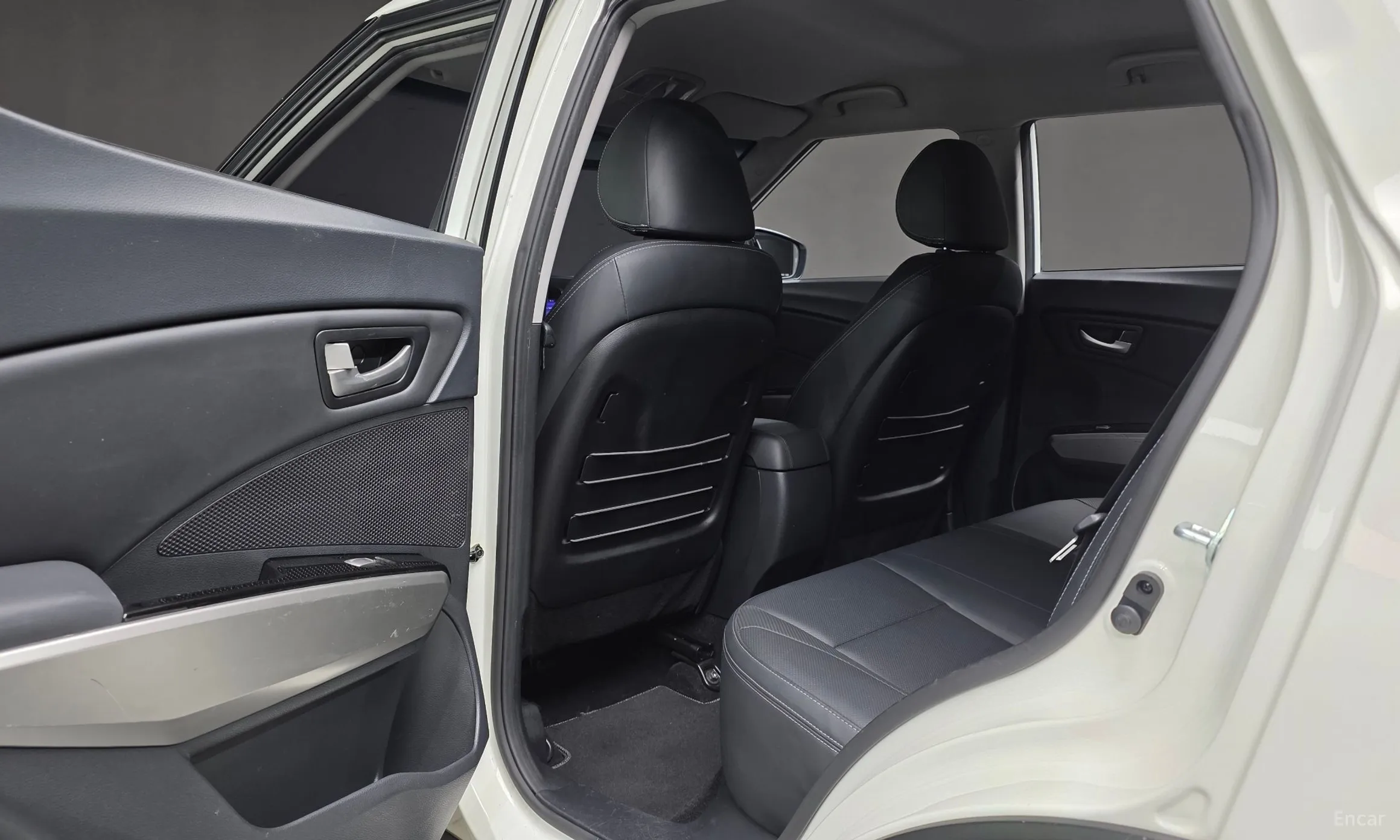 KG Mobility (SsangYong) Tivoli, Lazio превью 18