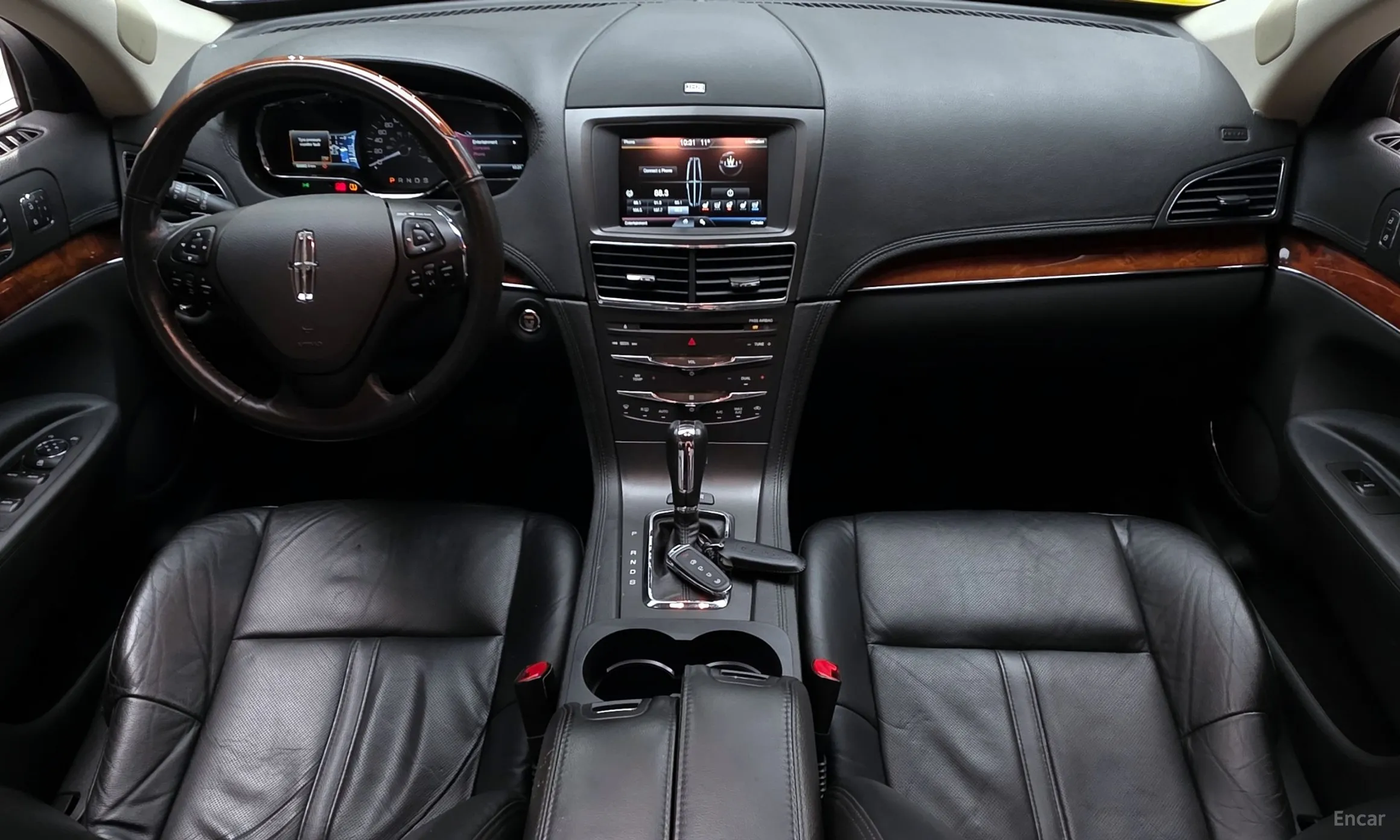 Lincoln MKT превью 7