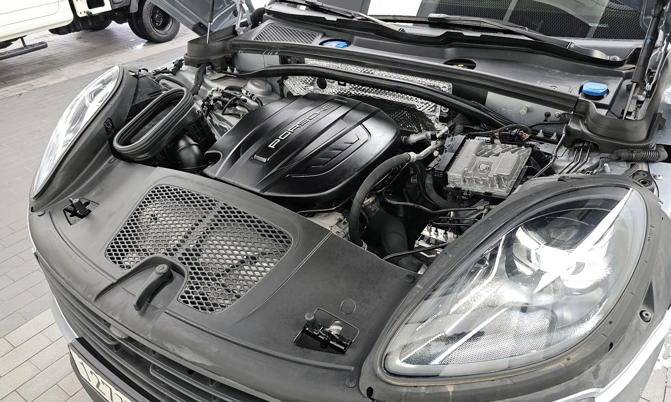 Porsche Macan превью 6