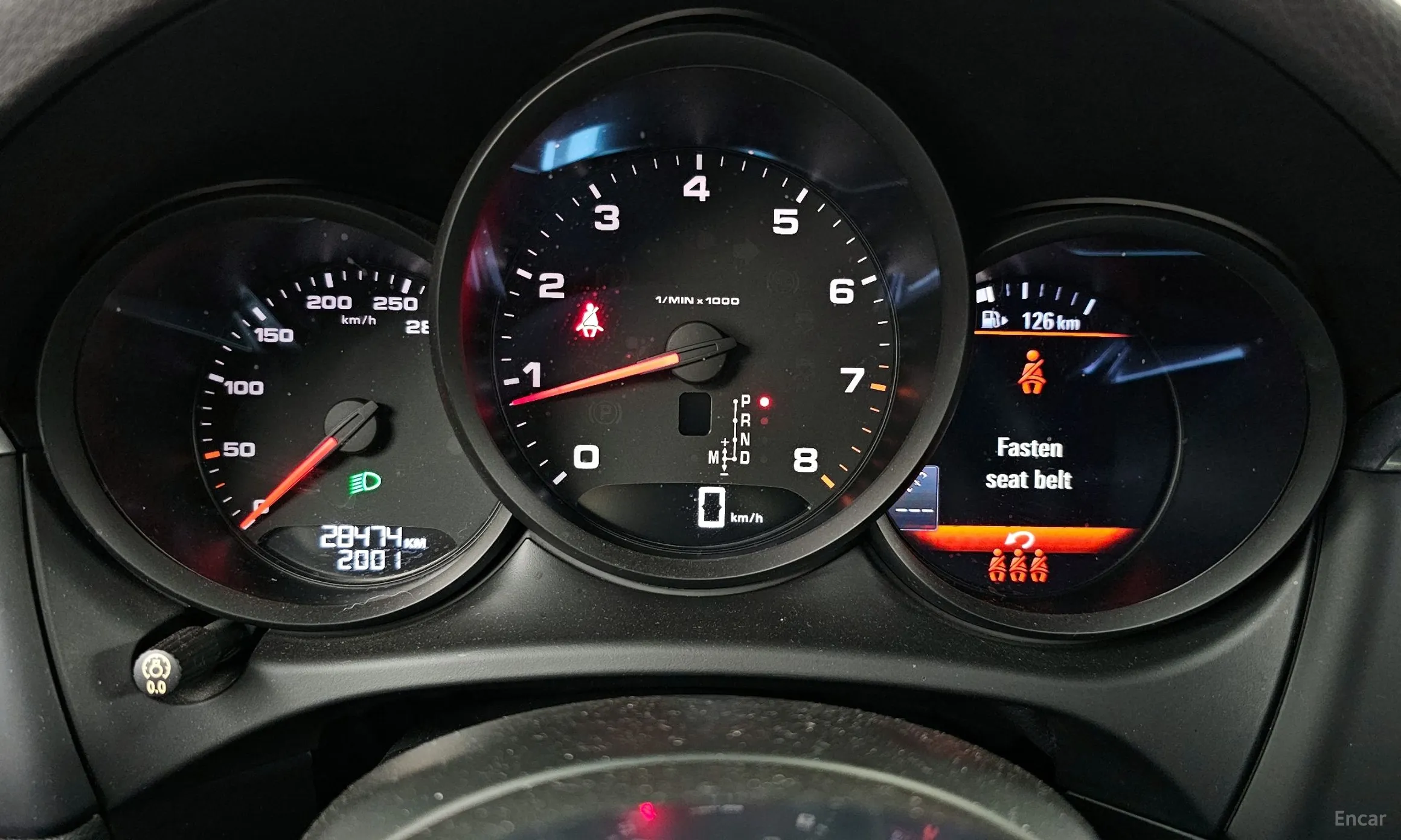 Porsche Macan превью 8