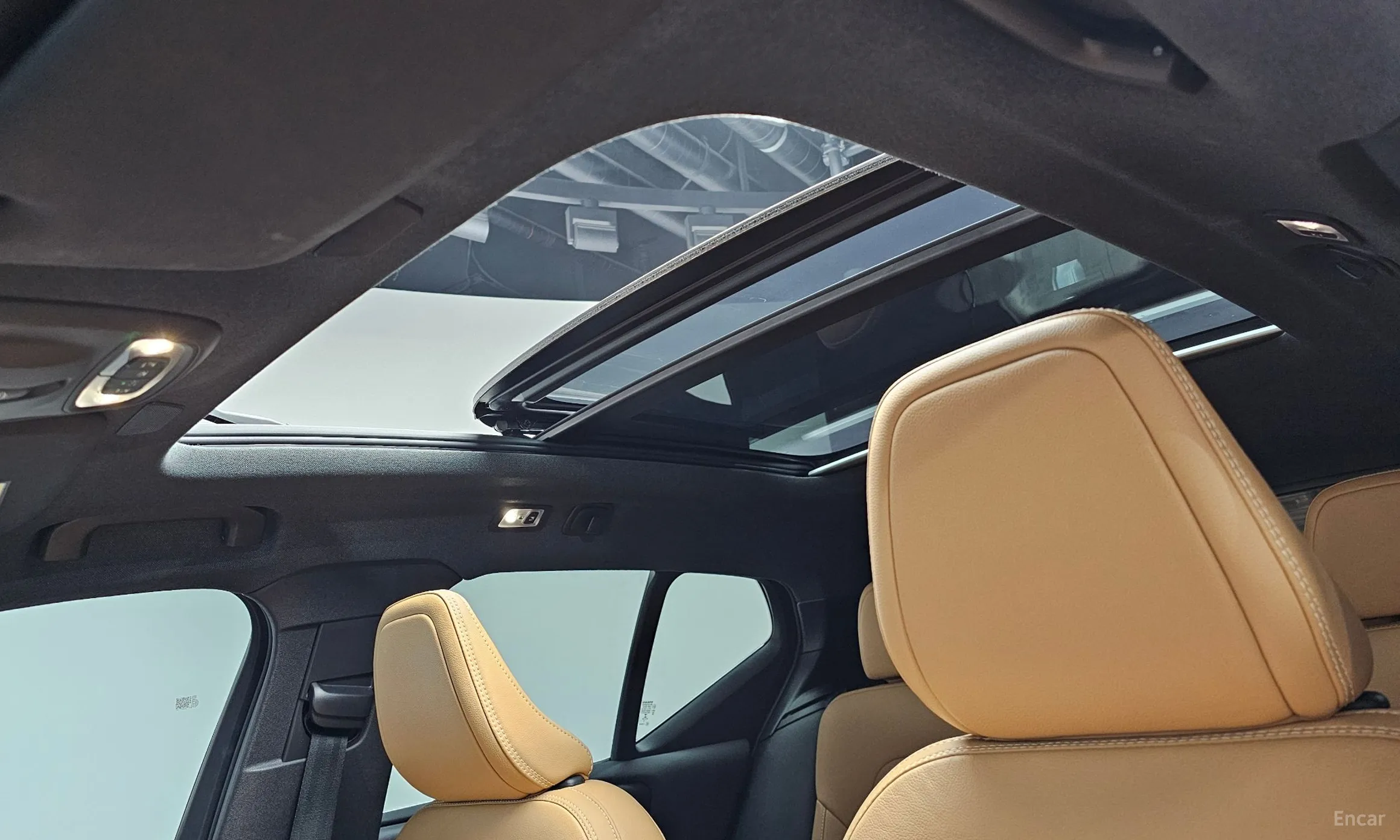 Volvo XC40 превью 16