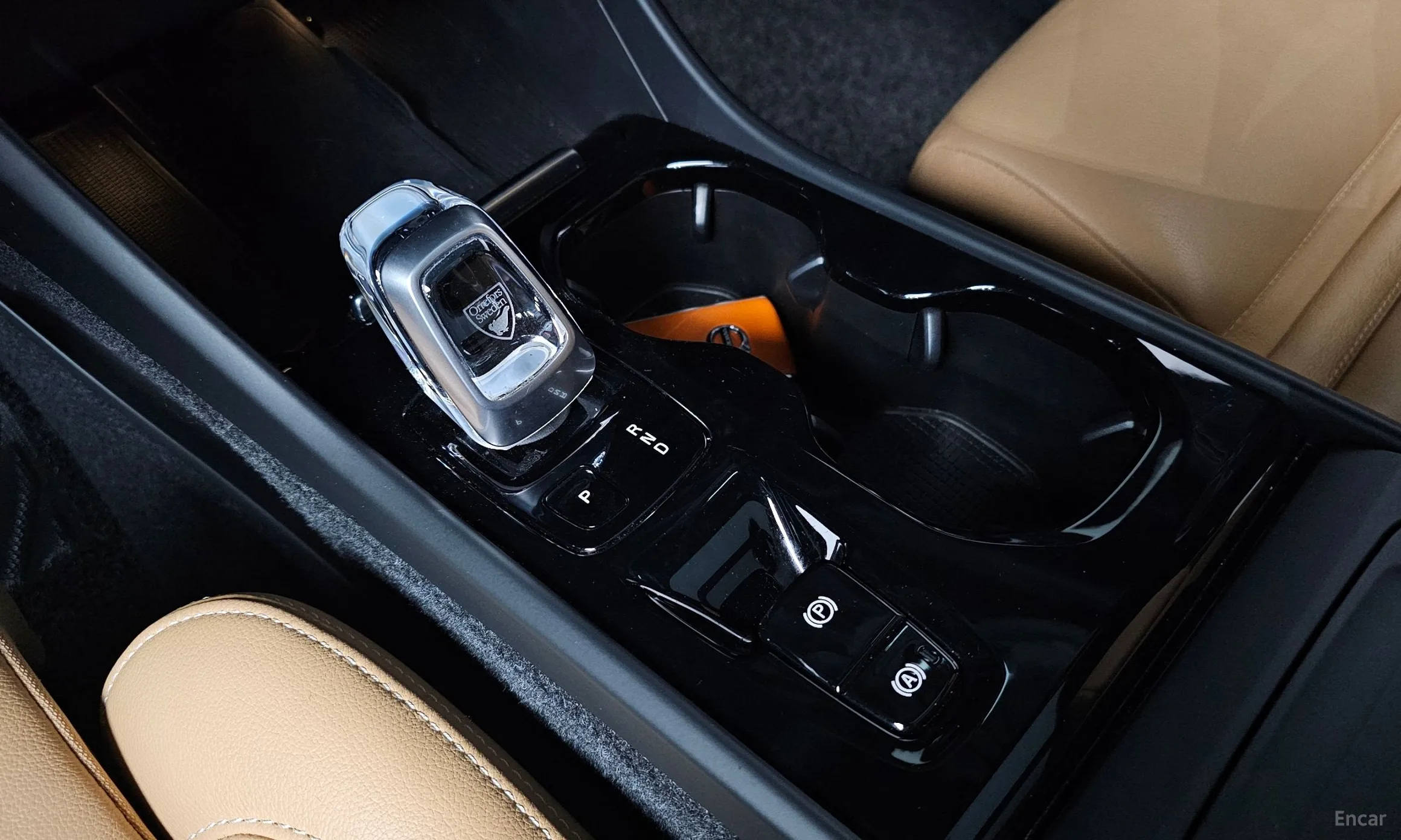 Volvo XC40 превью 9