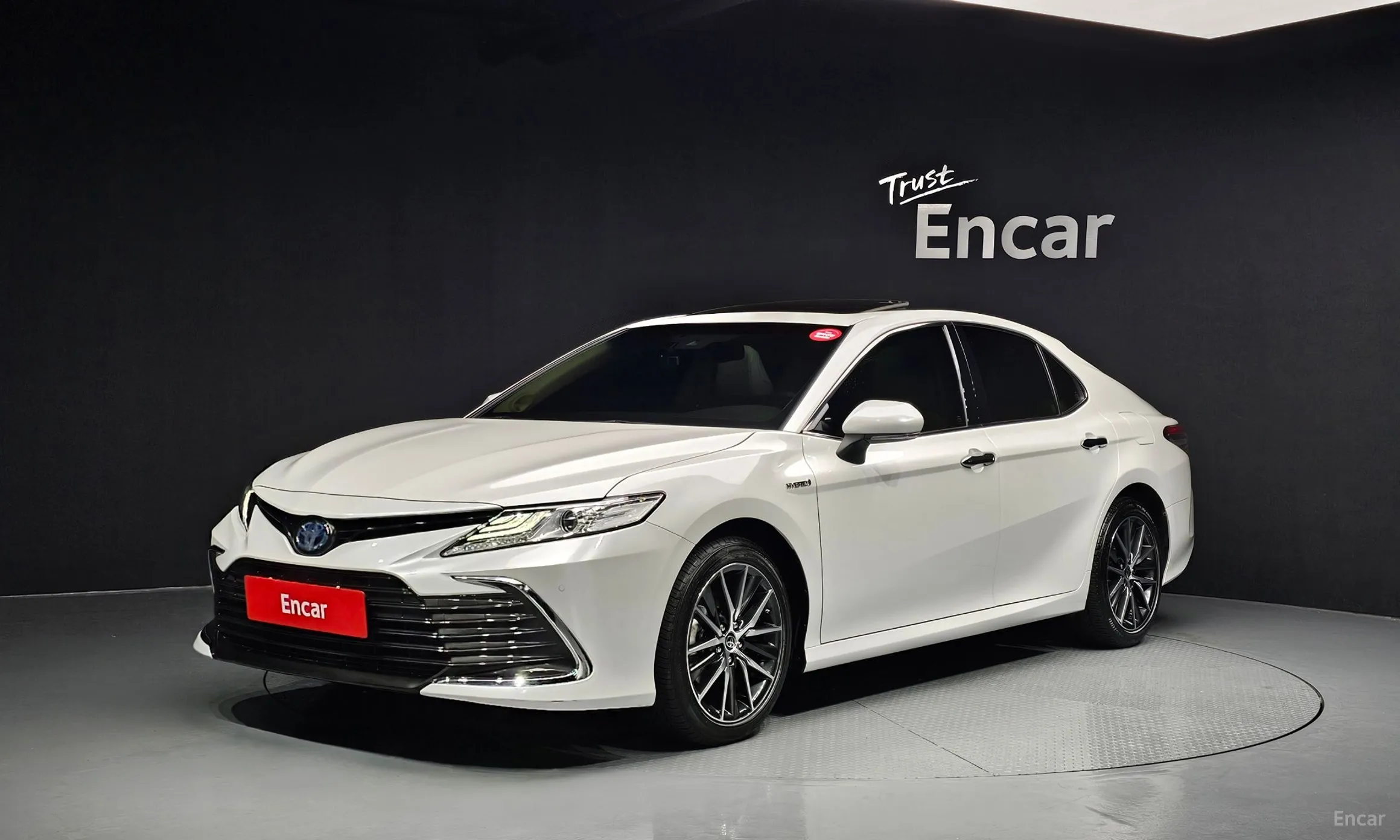 Camry (XV70)