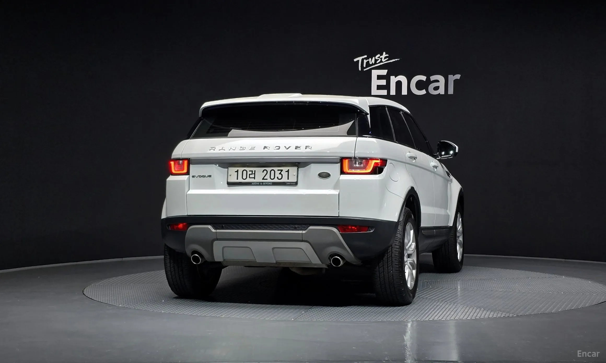 Land Rover Range Rover Evoque превью 4