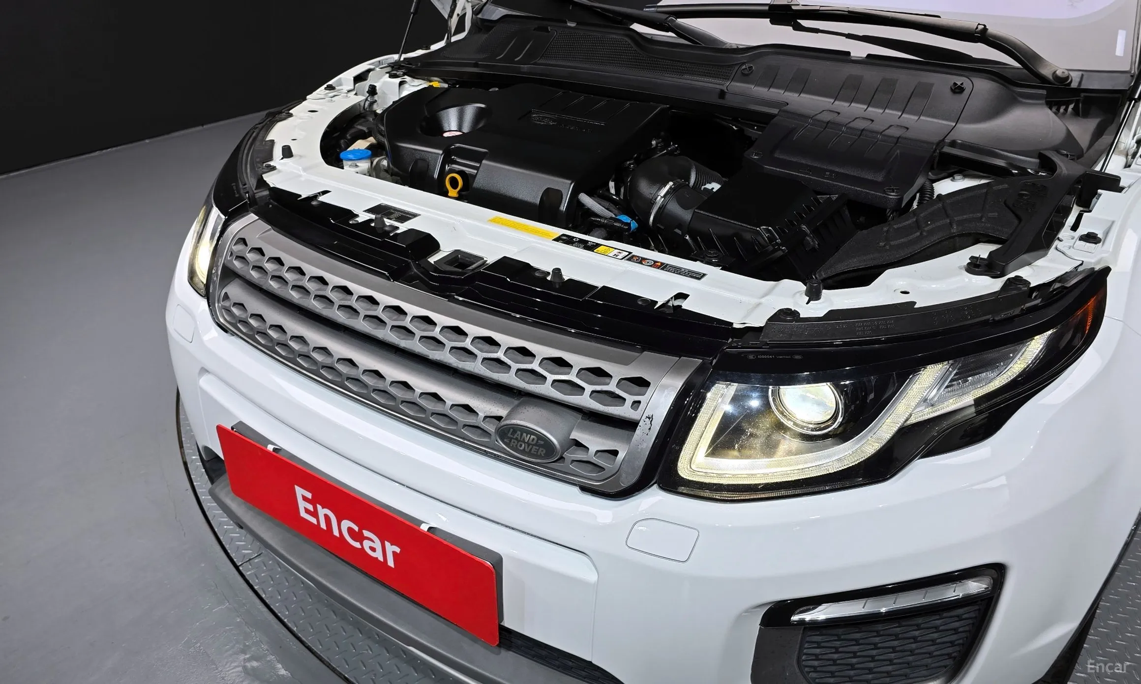 Land Rover Range Rover Evoque превью 6