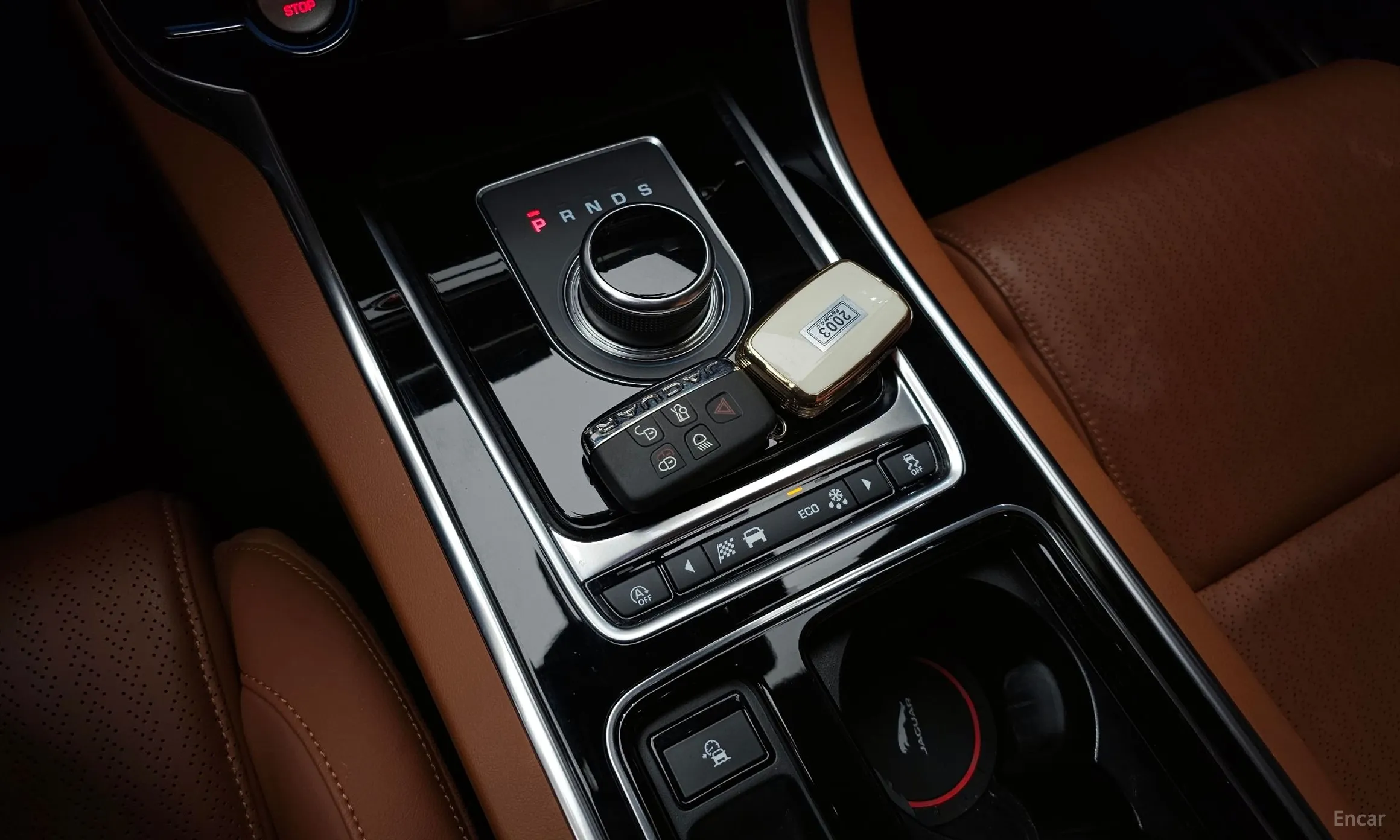 Jaguar XE превью 9