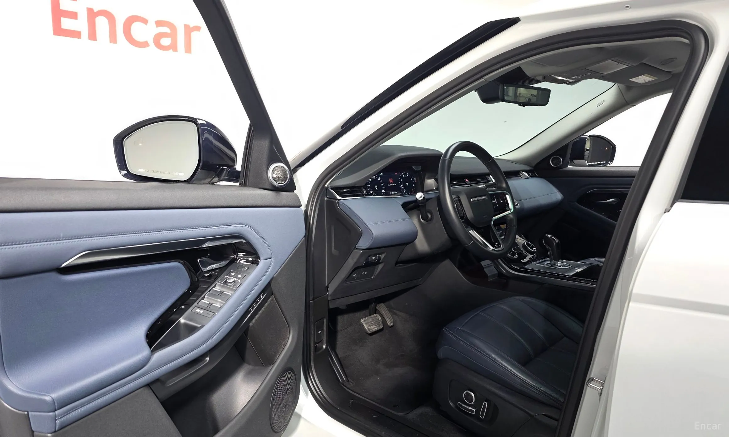 Land Rover Range Rover Evoque 2nd Generation превью 11