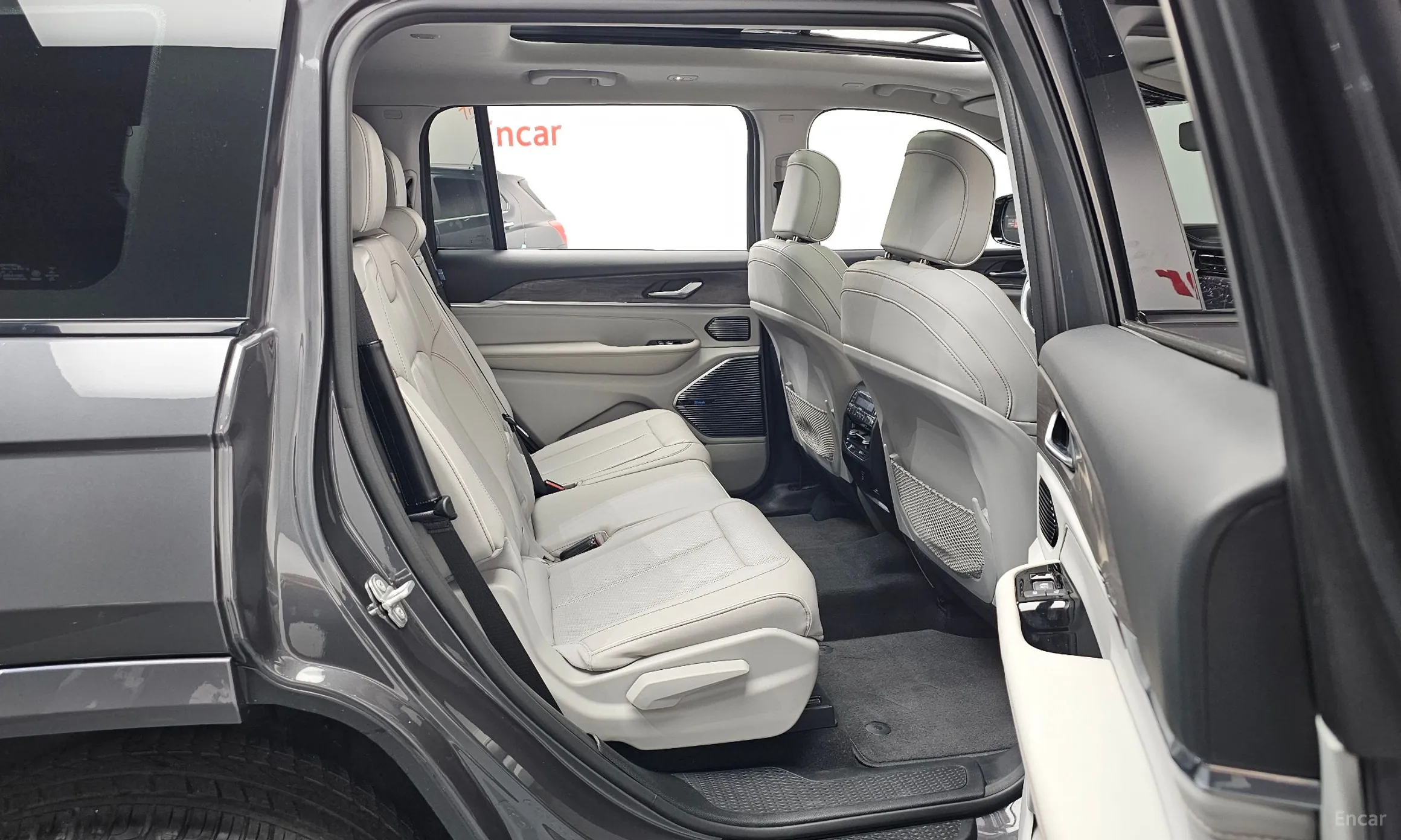 Jeep Grand Cherokee (WL) превью 12