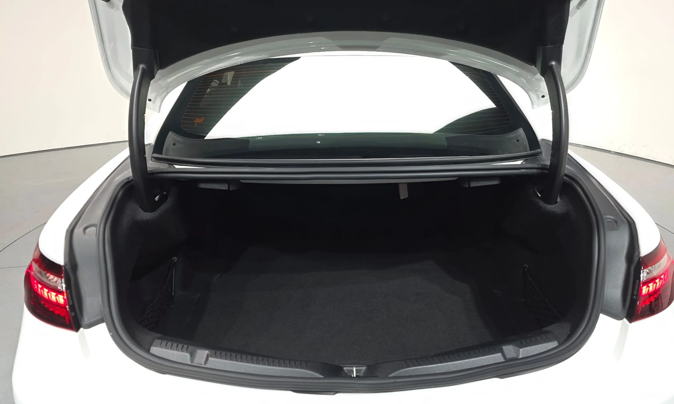 Mercedes Benz E-Class W213 превью 20