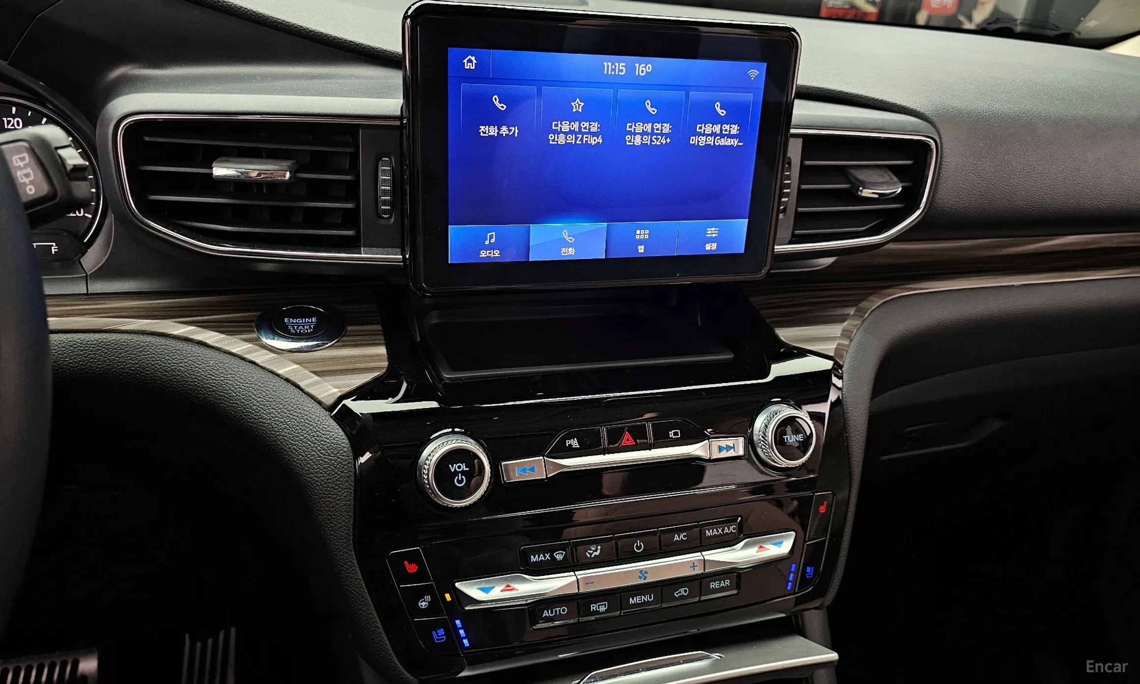 Ford Explorer 6th Generation превью 14