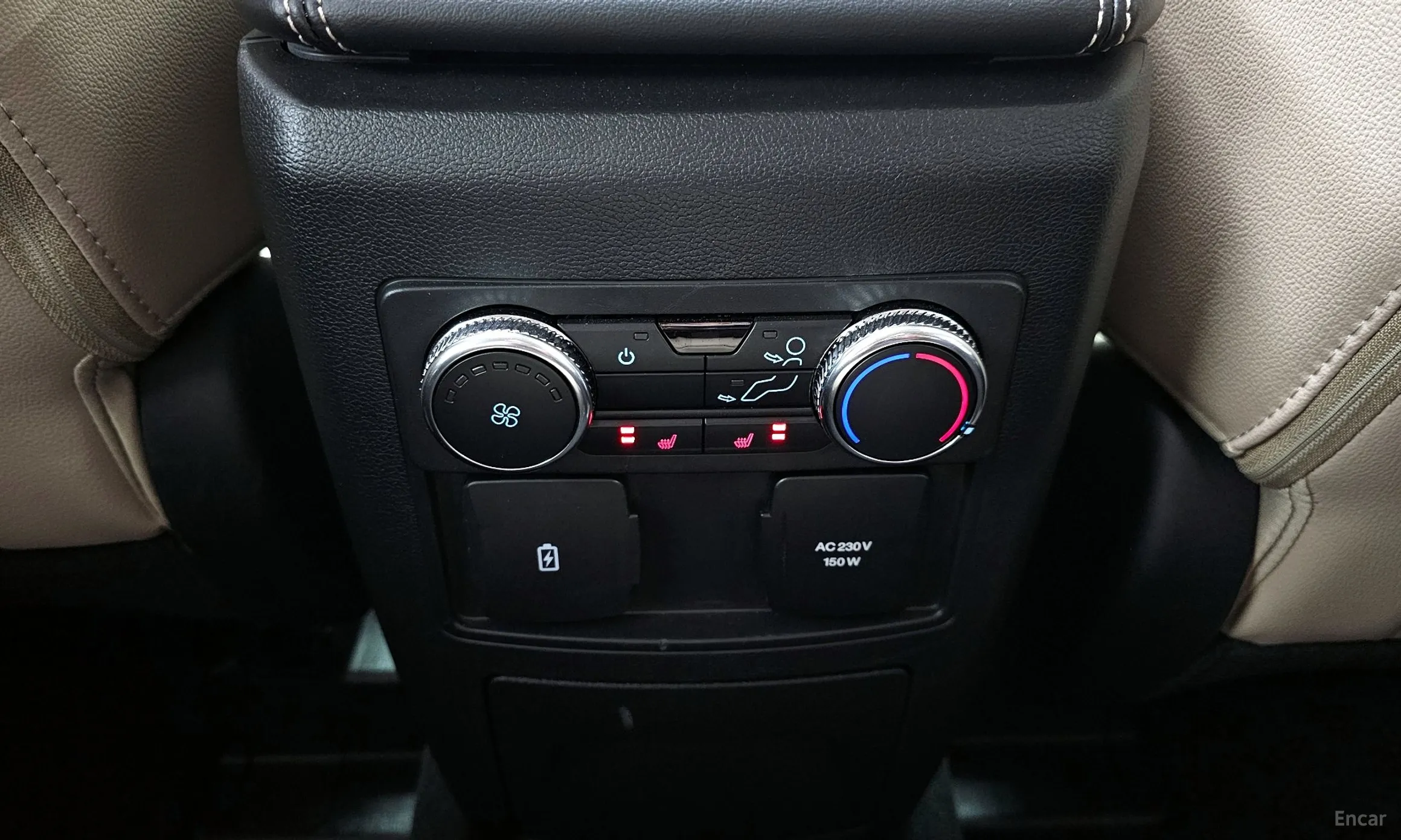 Ford Explorer 6th Generation превью 17