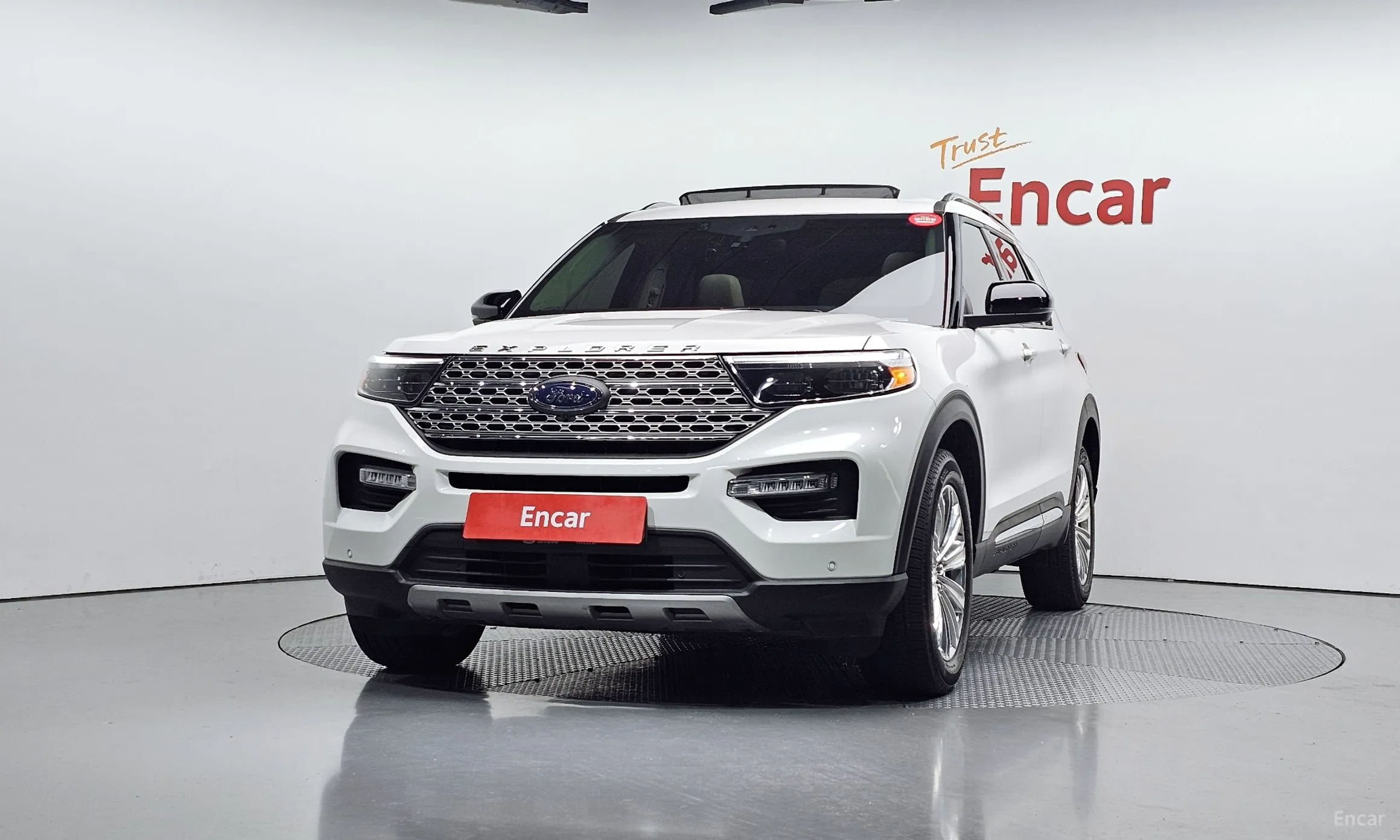 Ford Explorer 6th Generation превью 3