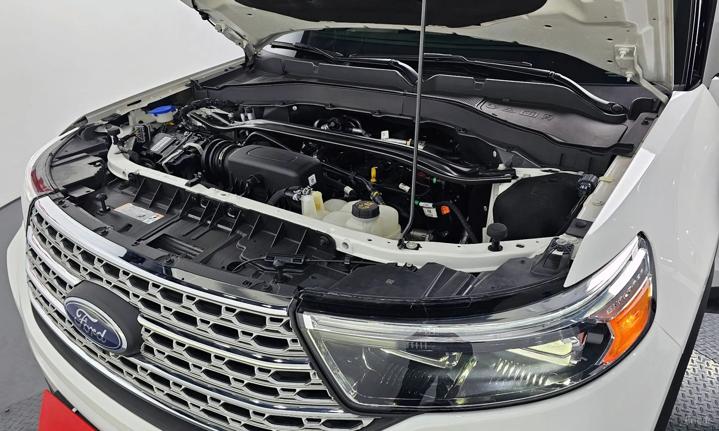 Ford Explorer 6th Generation превью 6