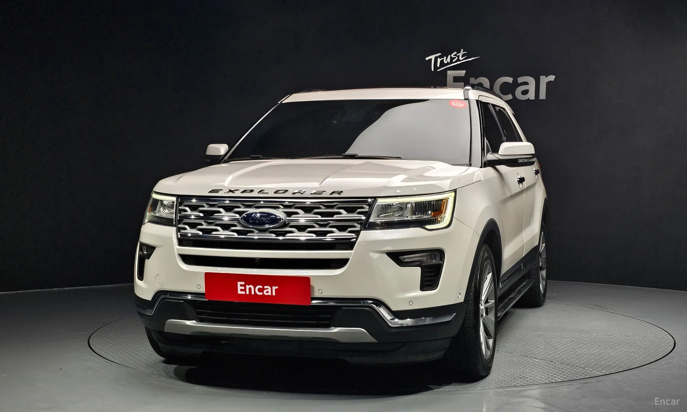 Ford Explorer превью 3