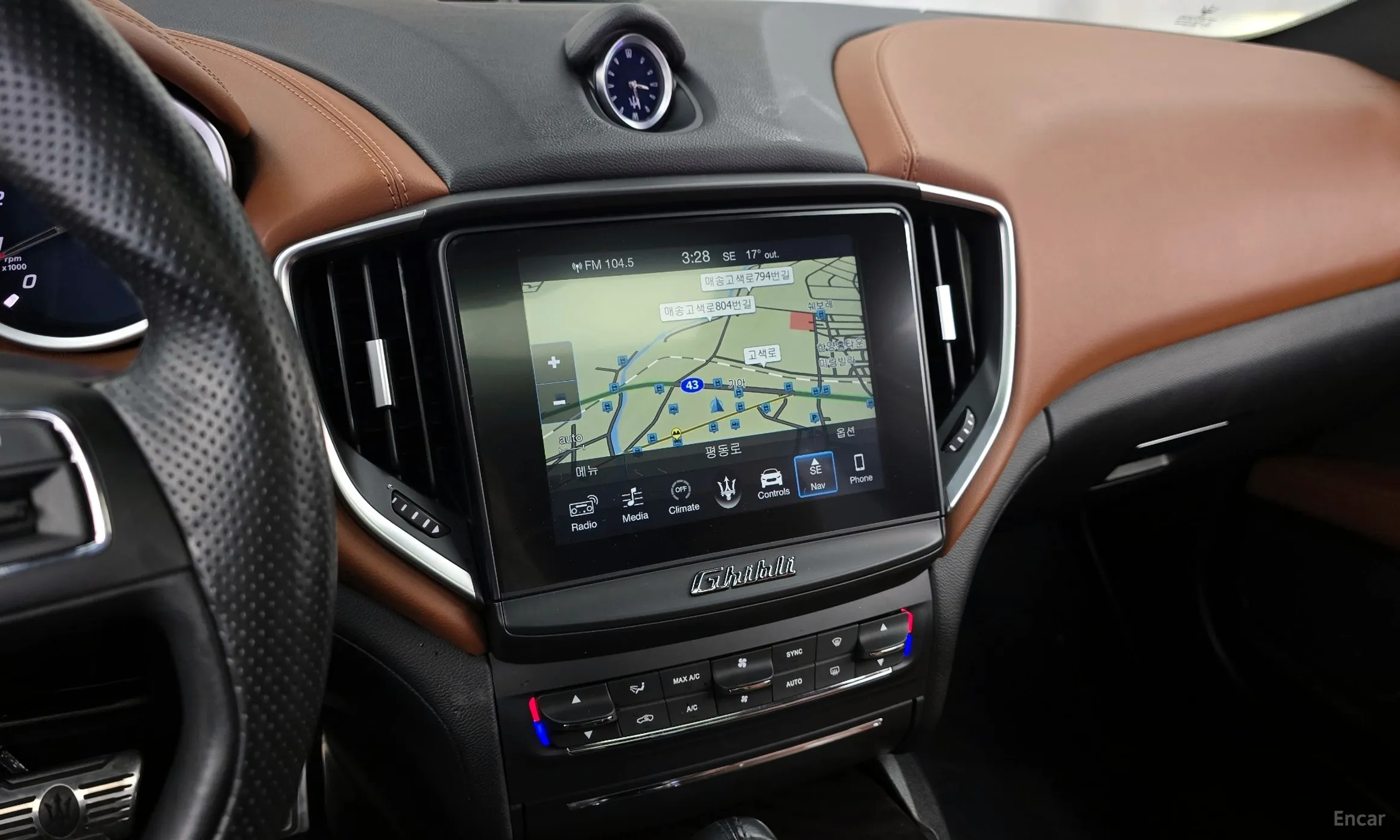 Maserati Ghibli превью 14