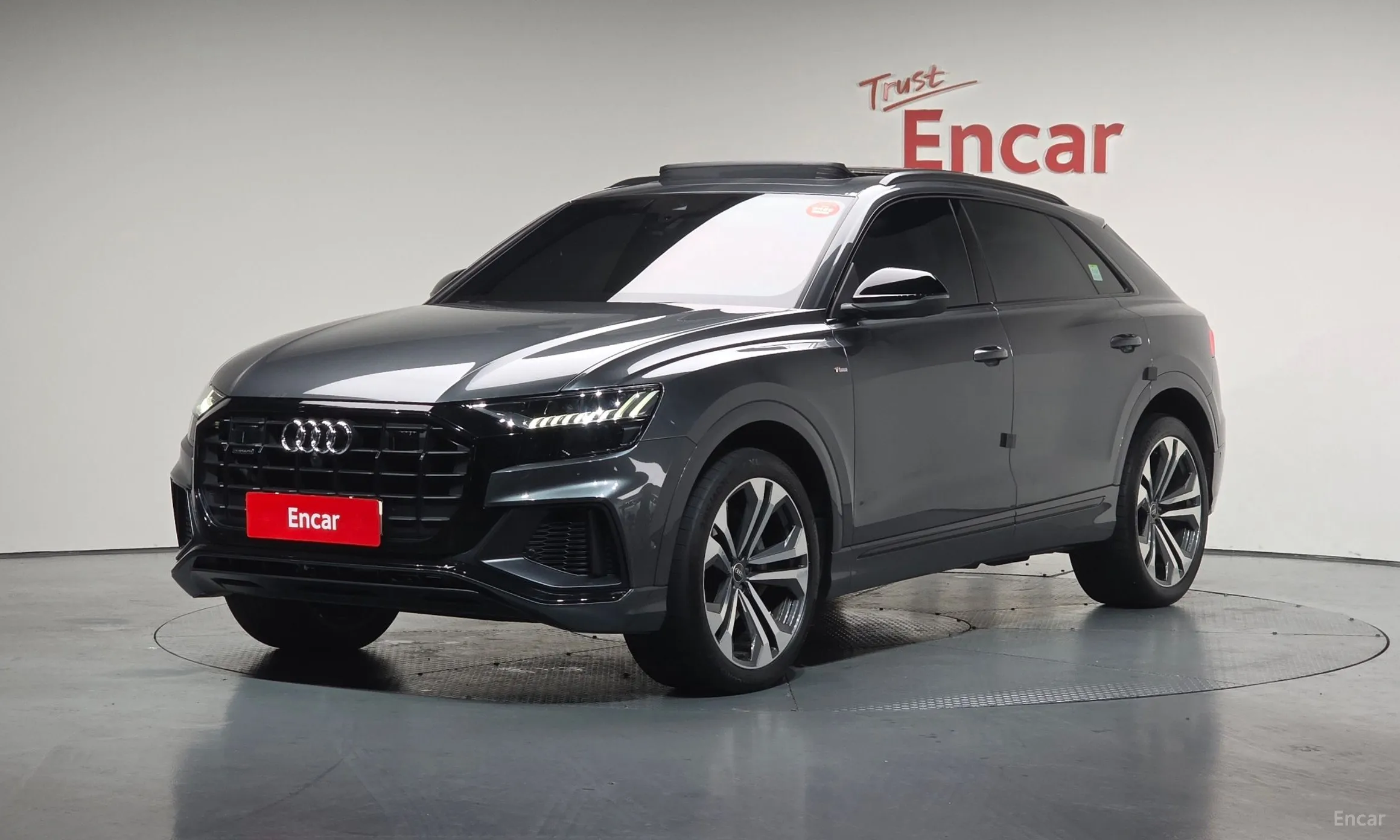 Audi Q8 (4M)