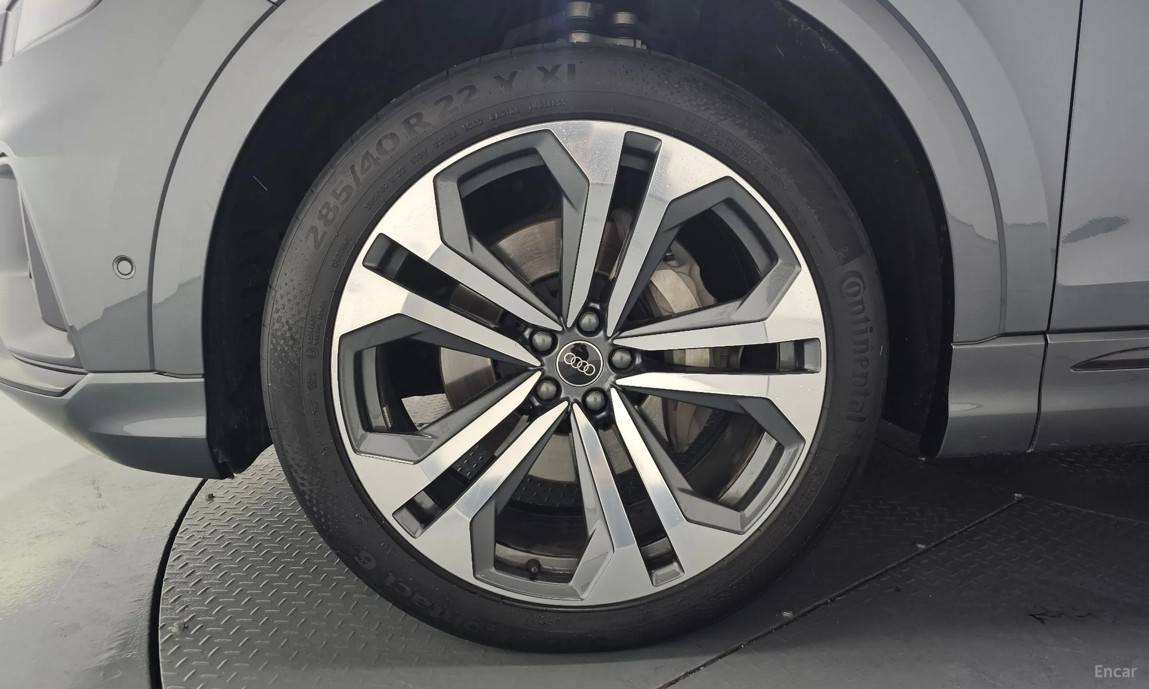 Audi Q8 (4M) превью 5