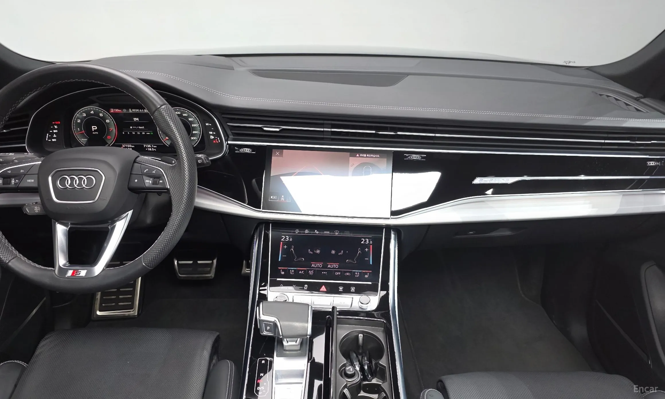 Audi Q8 (4M) превью 7