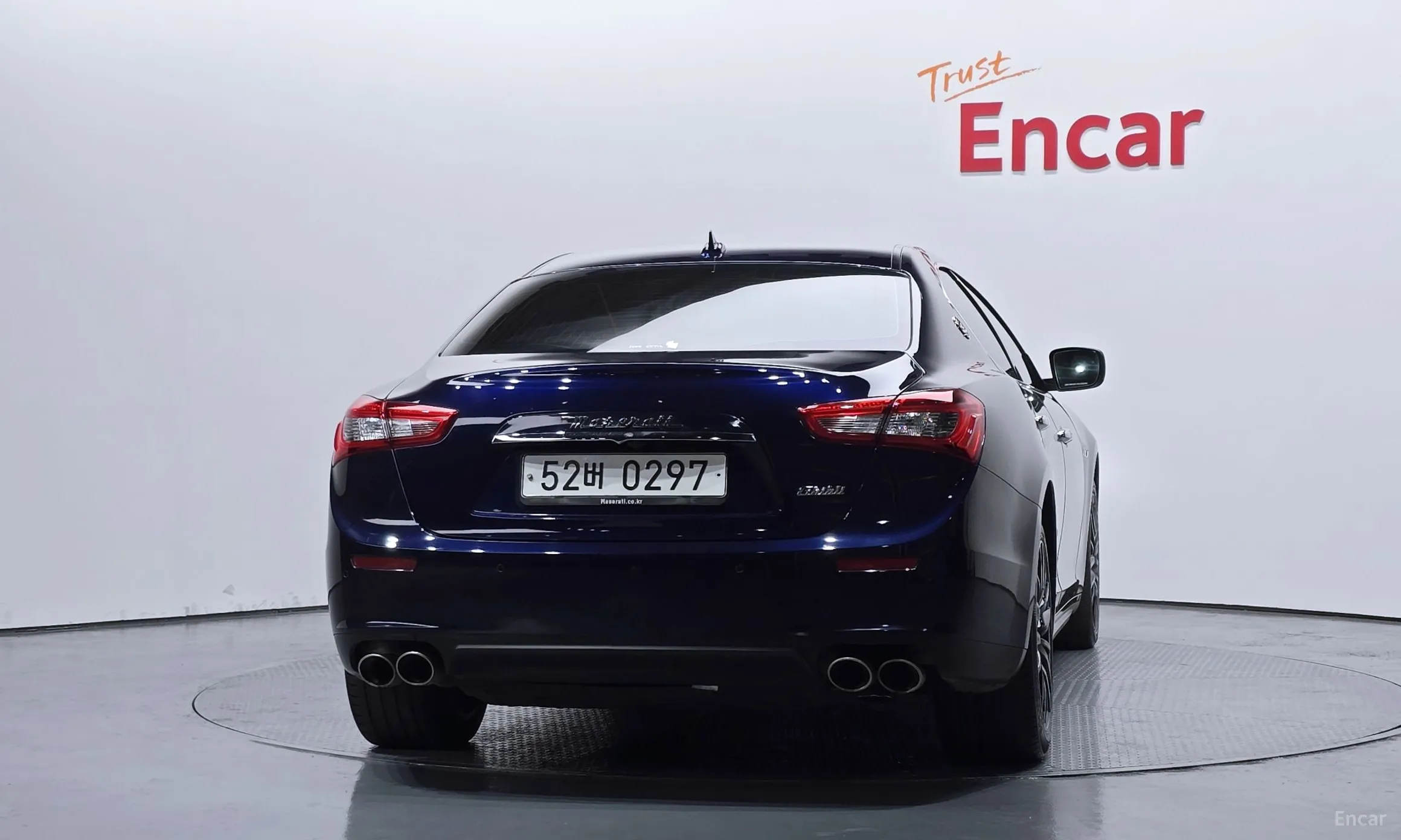 Maserati Ghibli превью 4