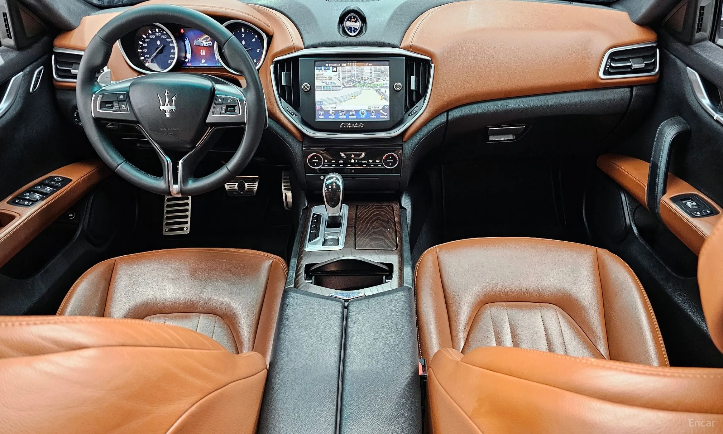 Maserati Ghibli превью 7