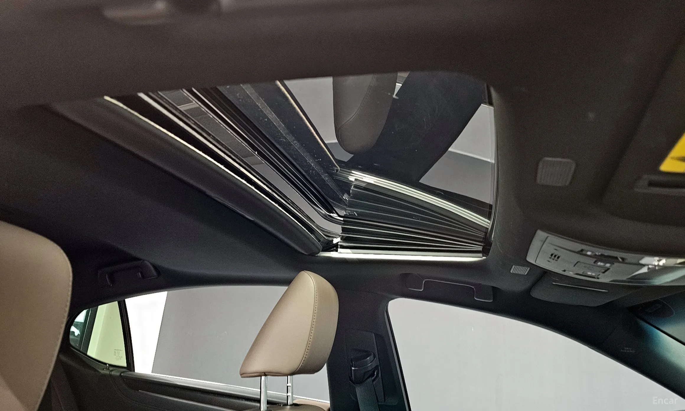 Lexus ES300h 7th Generation превью 18