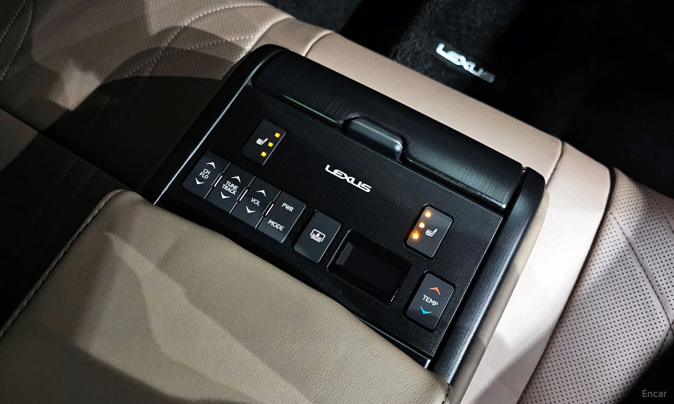 Lexus ES300h 7th Generation превью 19