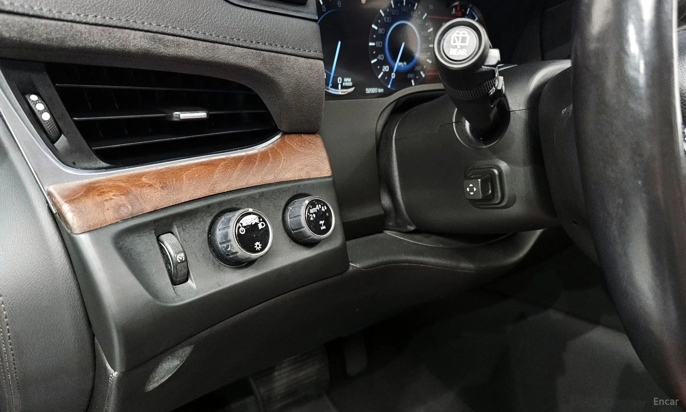 Cadillac Escalade превью 14