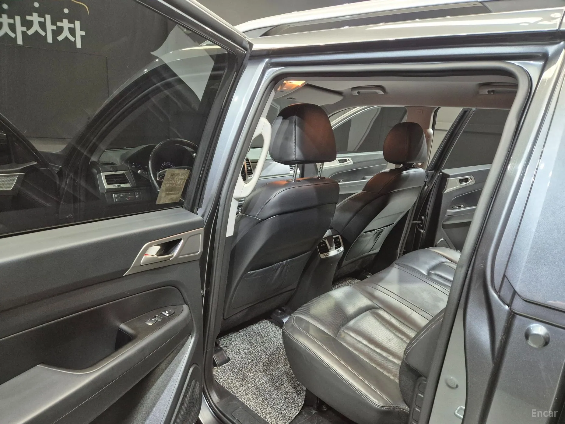 KG Mobility (SsangYong) Rexton Sports превью 15