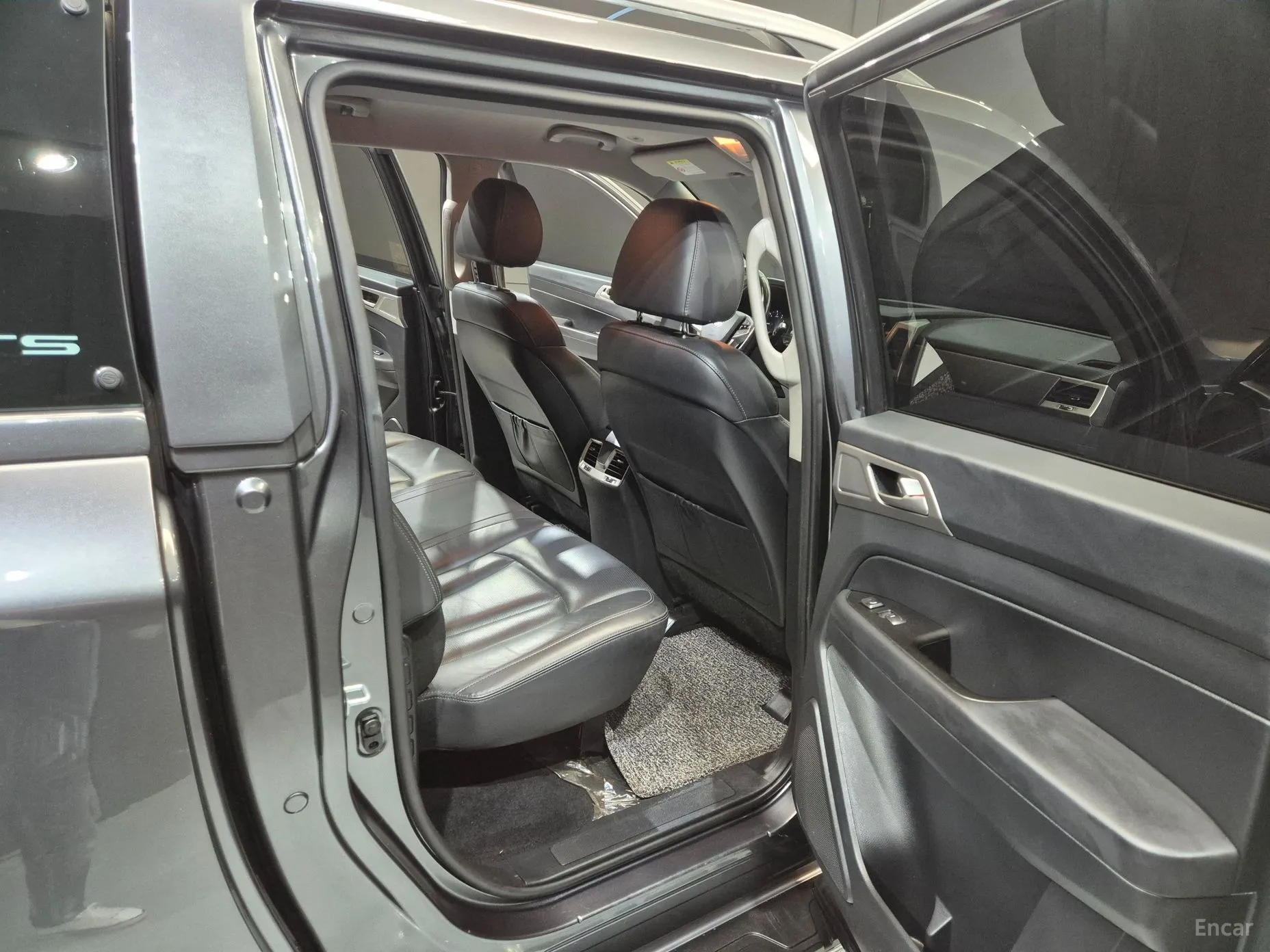 KG Mobility (SsangYong) Rexton Sports превью 17