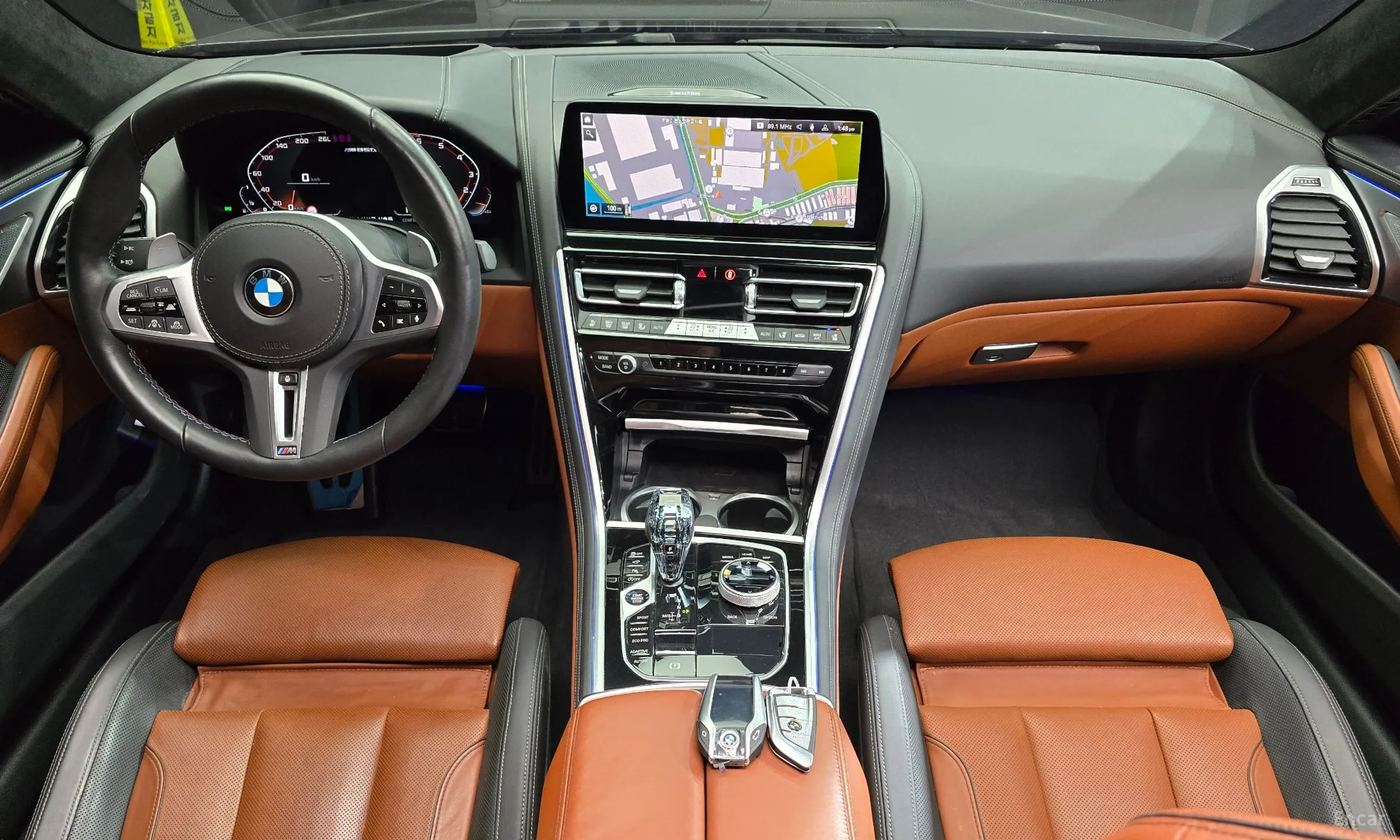 BMW 8-series (G15) превью 7