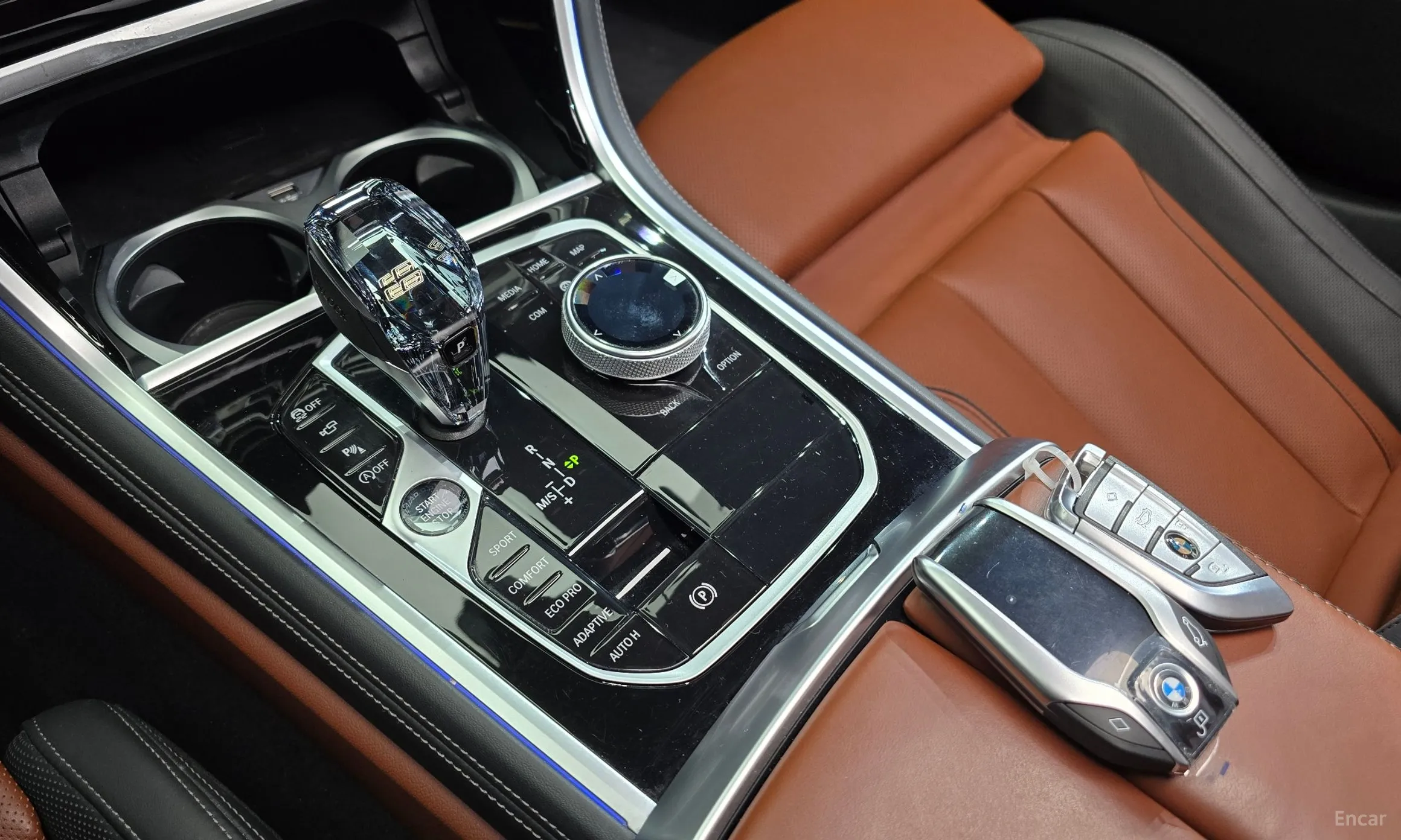 BMW 8-series (G15) превью 9