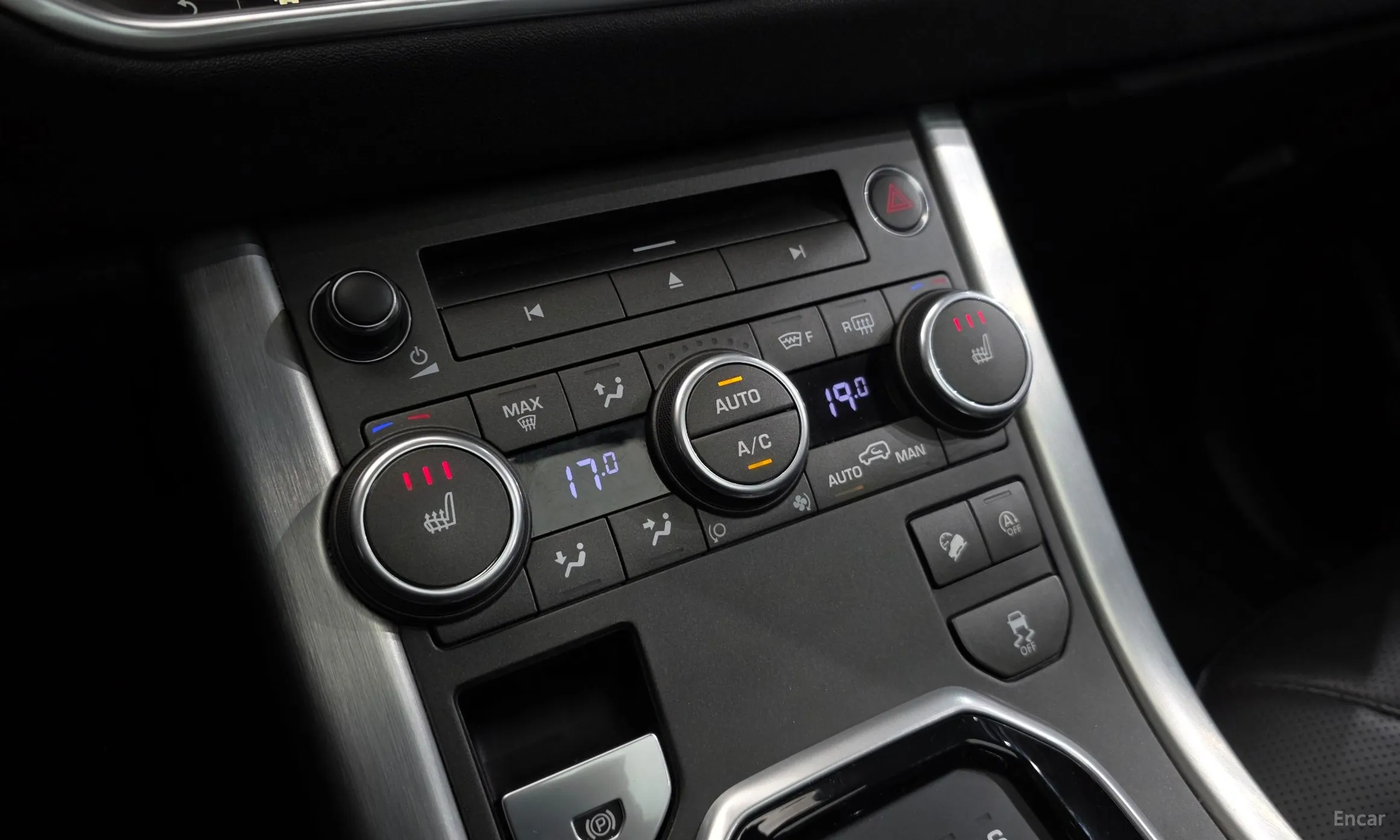 Land Rover Range Rover Evoque превью 17