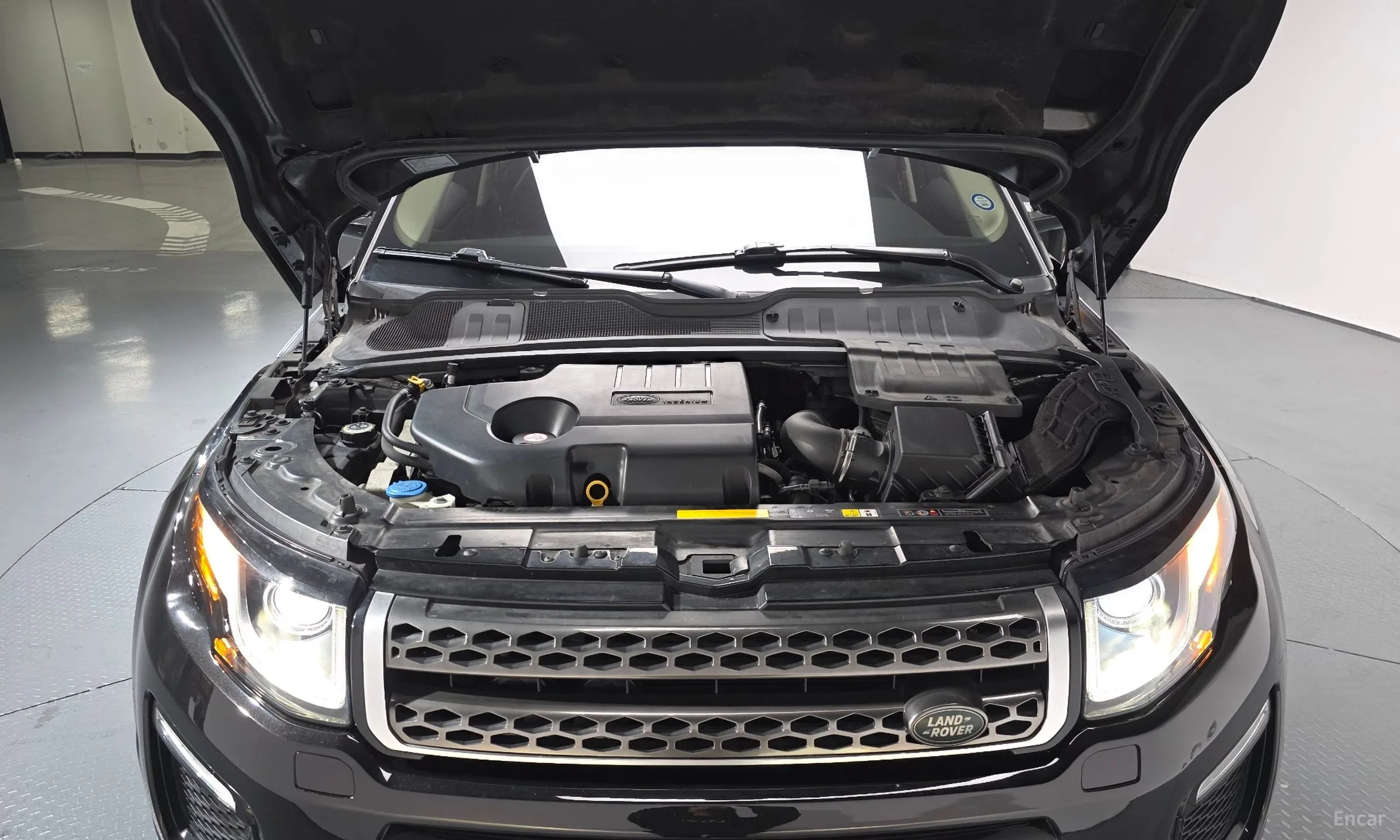 Land Rover Range Rover Evoque превью 6