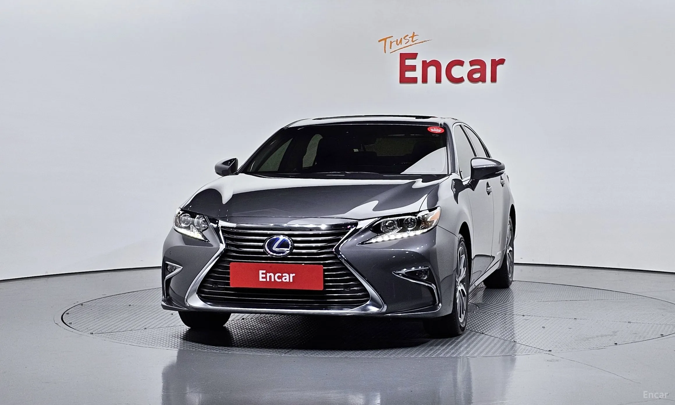 Lexus New ES300h превью 3