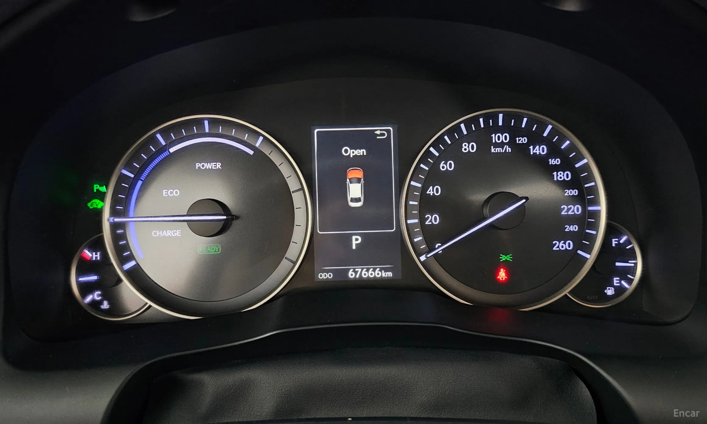 Lexus New ES300h превью 8