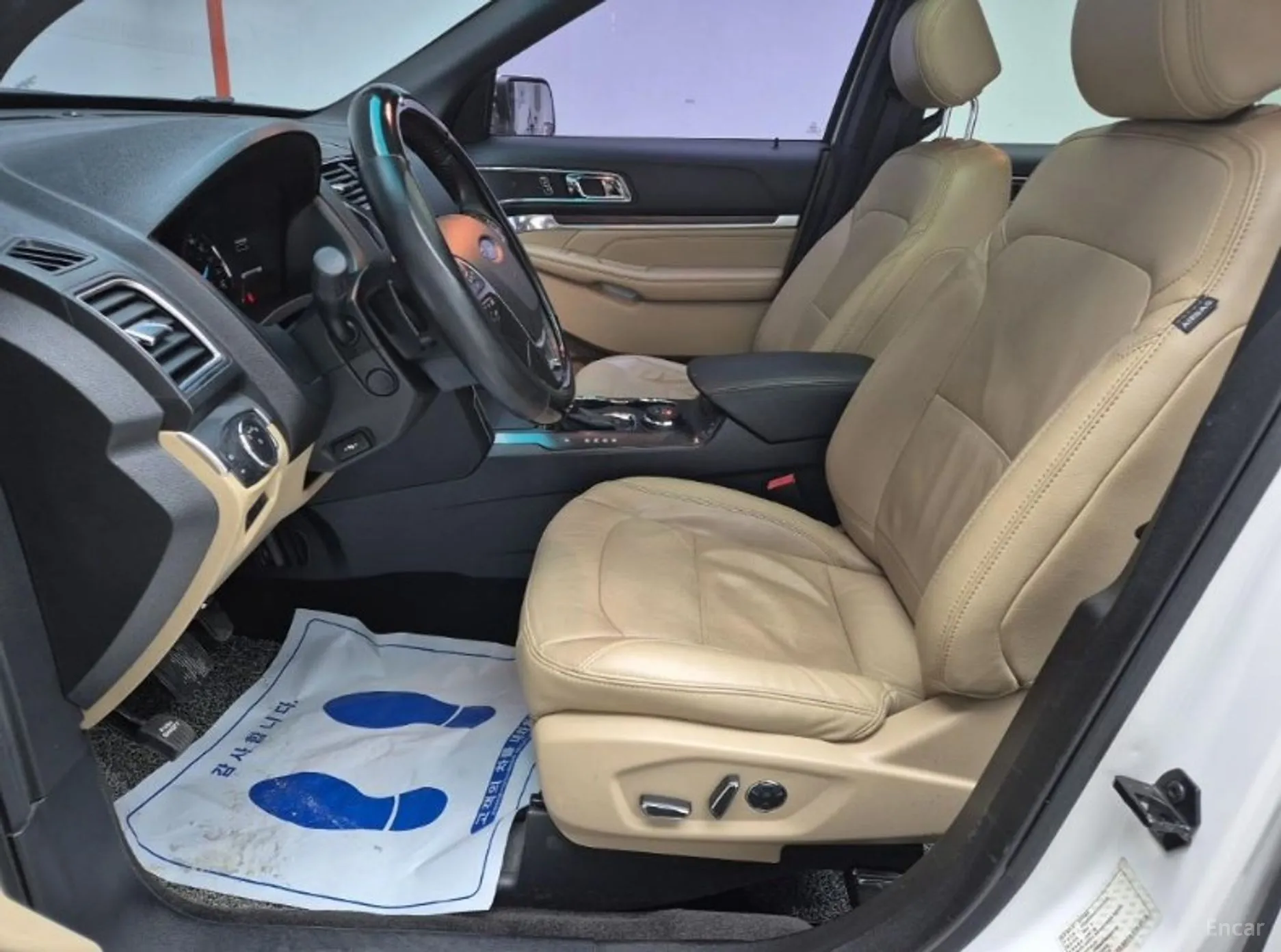 Ford Explorer превью 11
