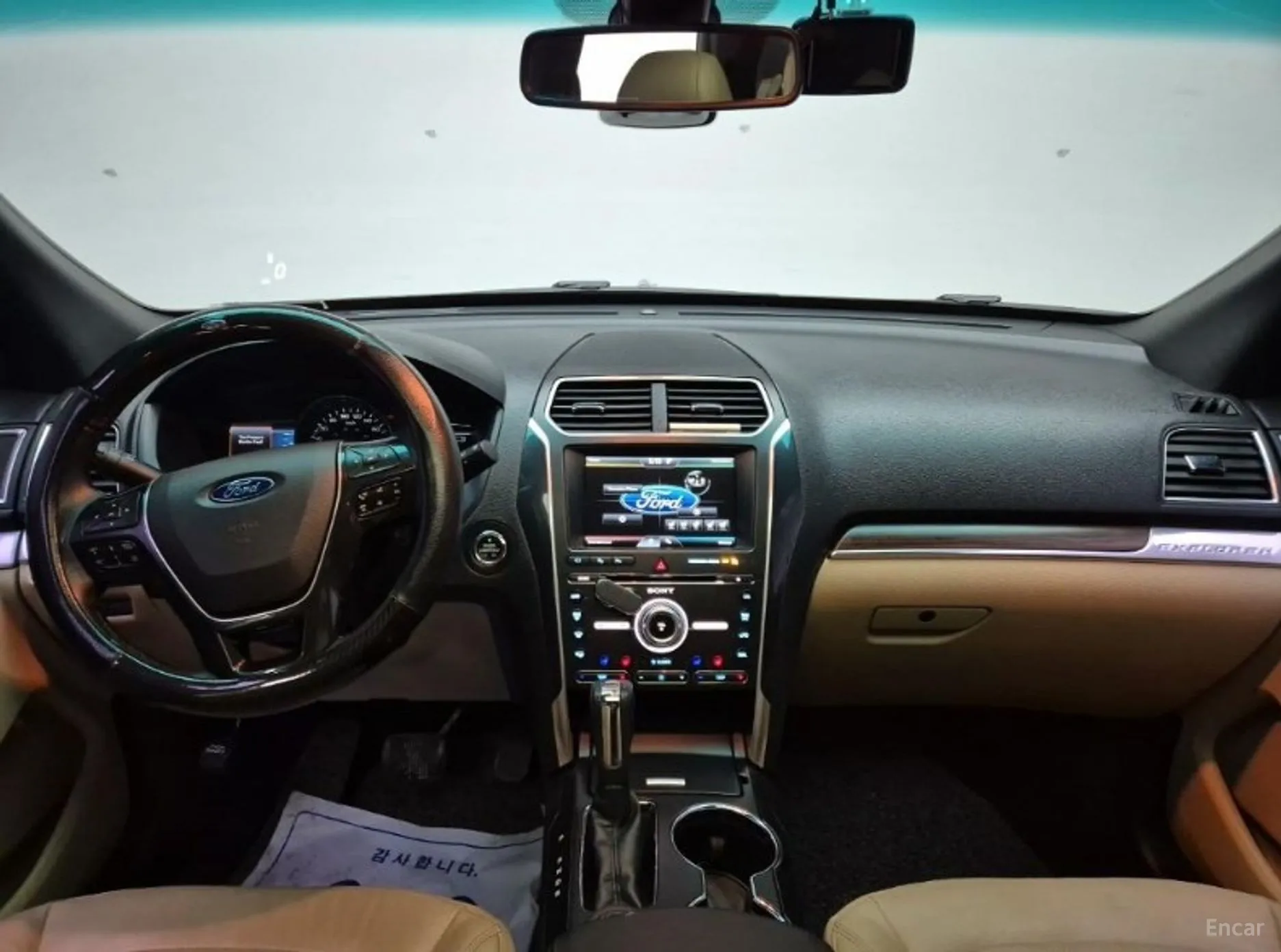 Ford Explorer превью 7