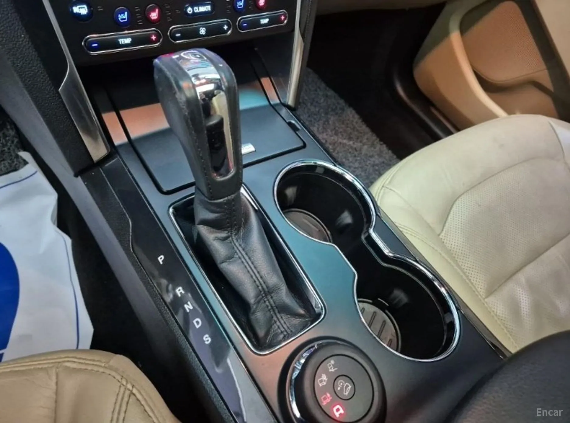Ford Explorer превью 8